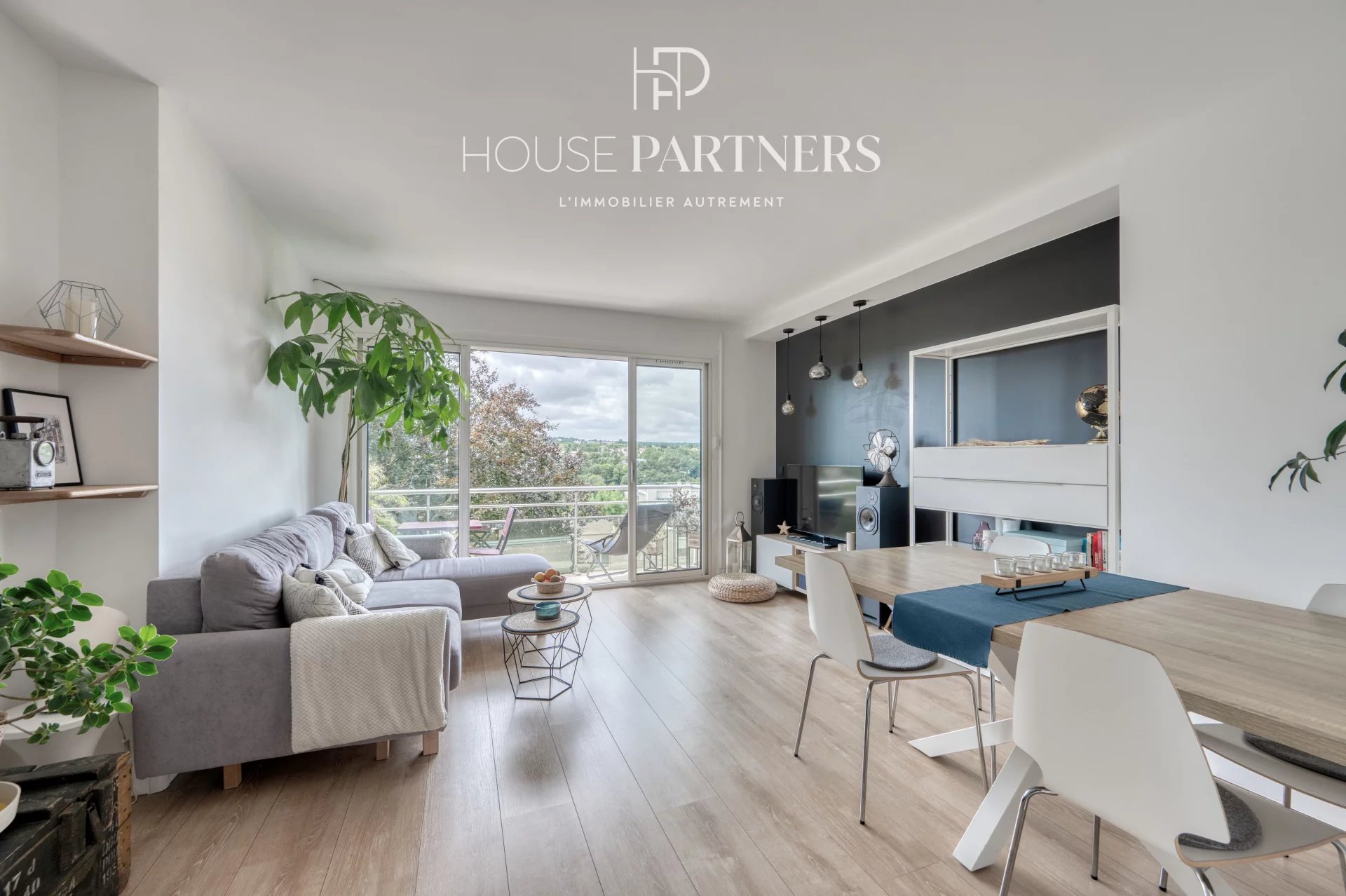 Agence immobilière de 