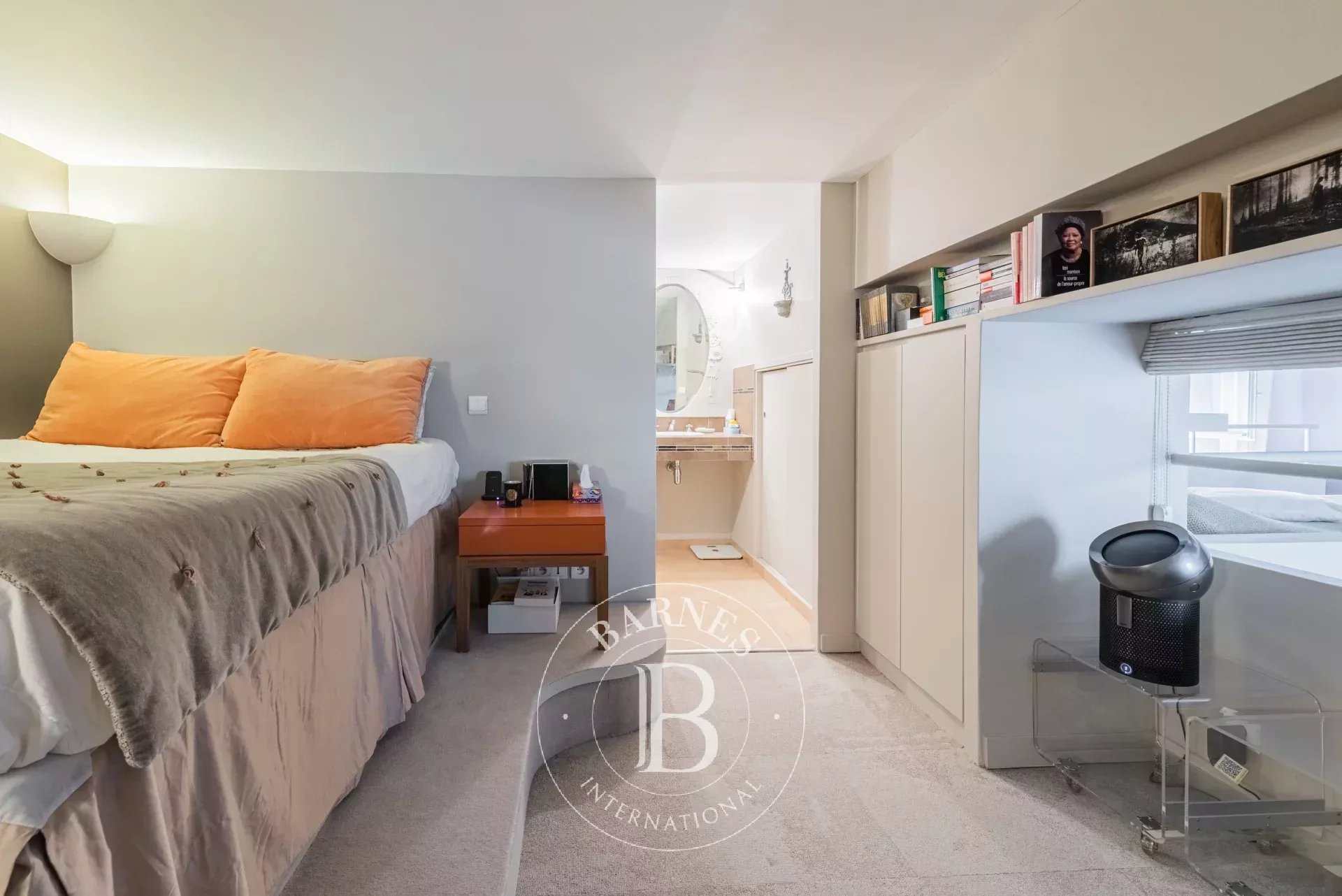 Daire Paris 3ème - picture 13