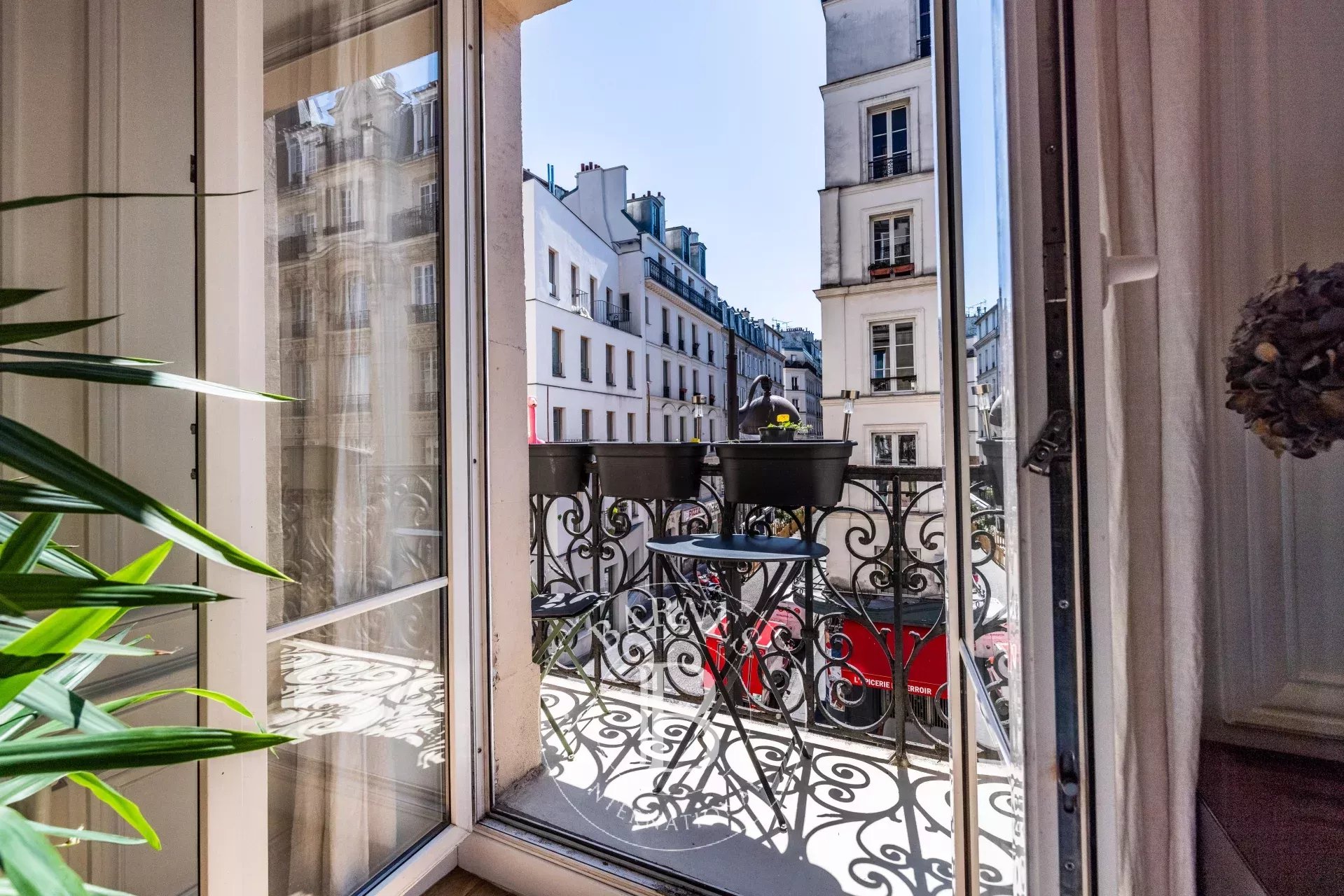 Daire Paris 18ème - picture 4