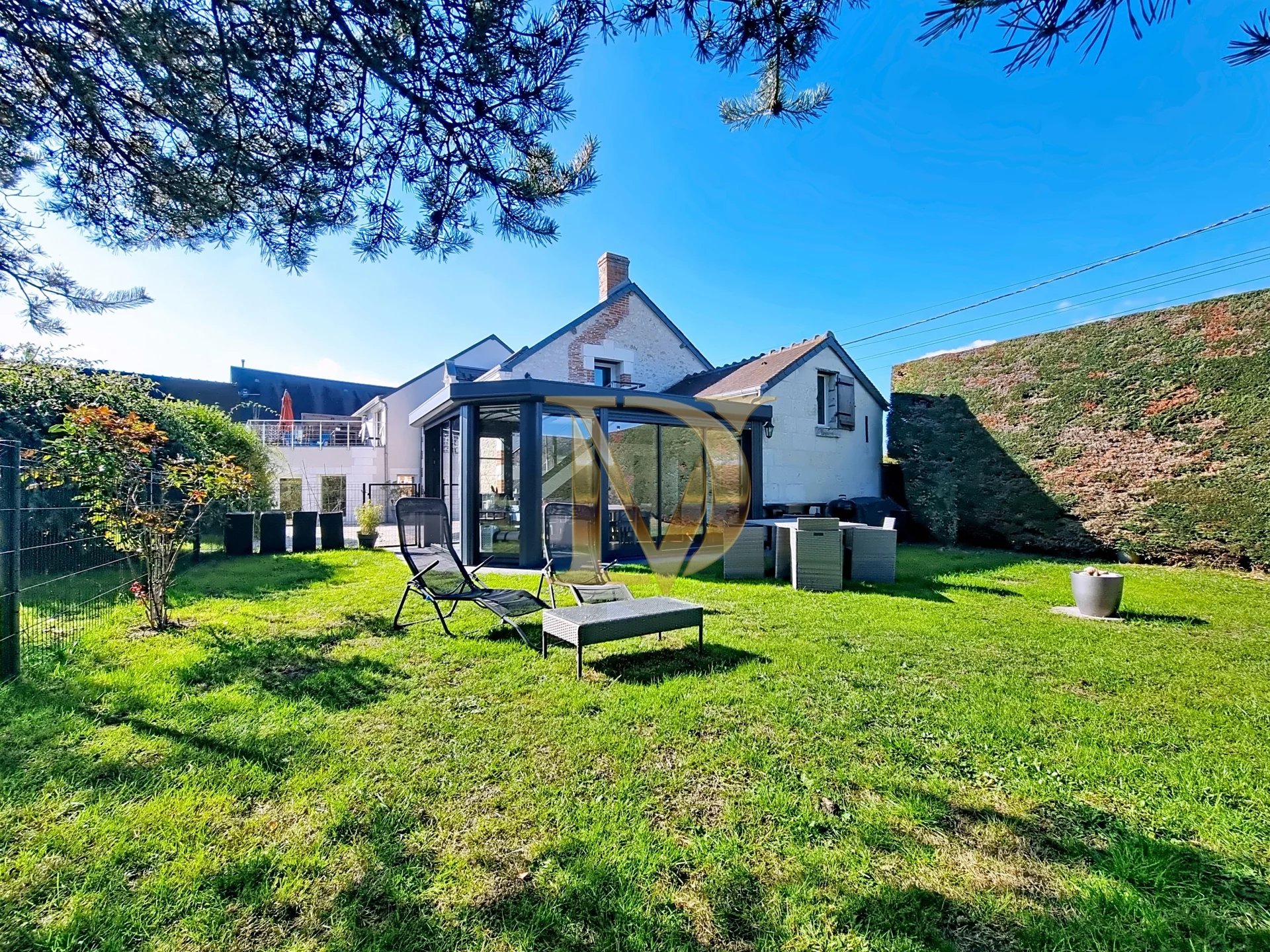 EXCLUSIVITÉ – Propriété avec activité touristique en Touraine – Saint-Georges-sur-Cher