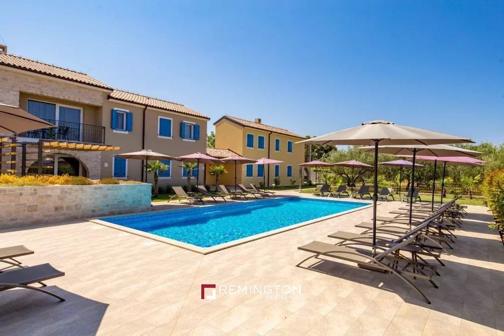 7 Bedroom Villa/Townhouse's Image 8