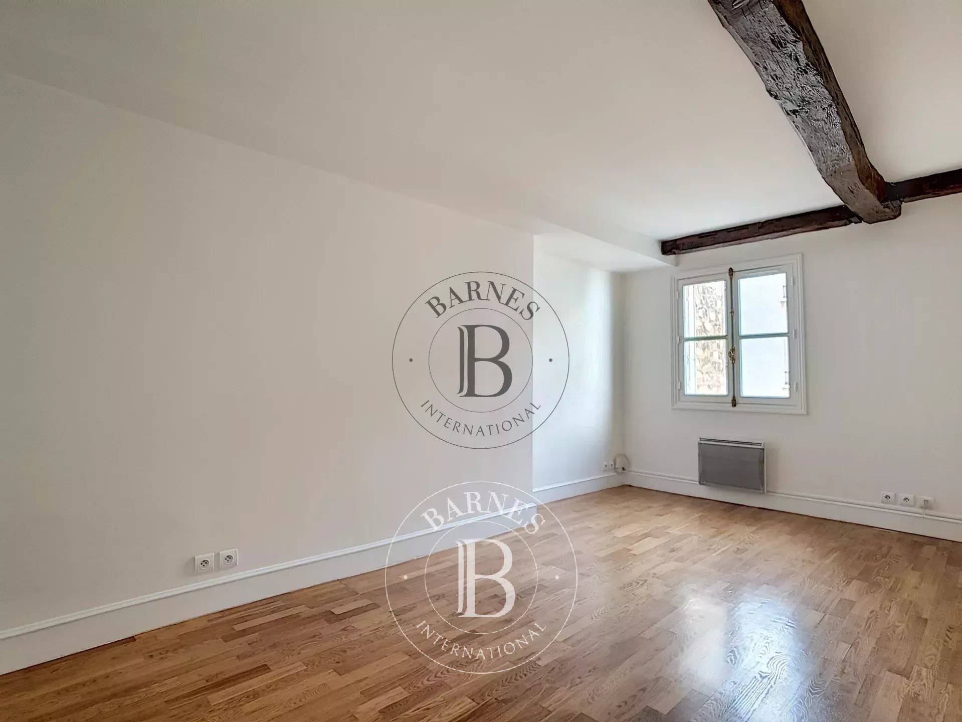 Daire Paris 8ème - picture 4