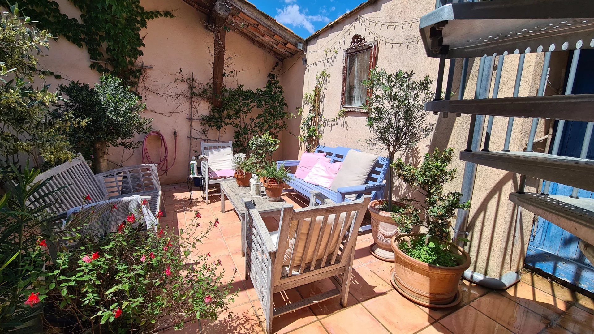 Maison Vigneronne avec Gîte Indépendant – Idéale Maison Familiale ou Résidence Secondaire avec Potentiel Locatif