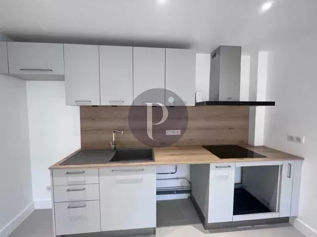 location-appartement-2-pieces-verrieres-le-buisson-83878593