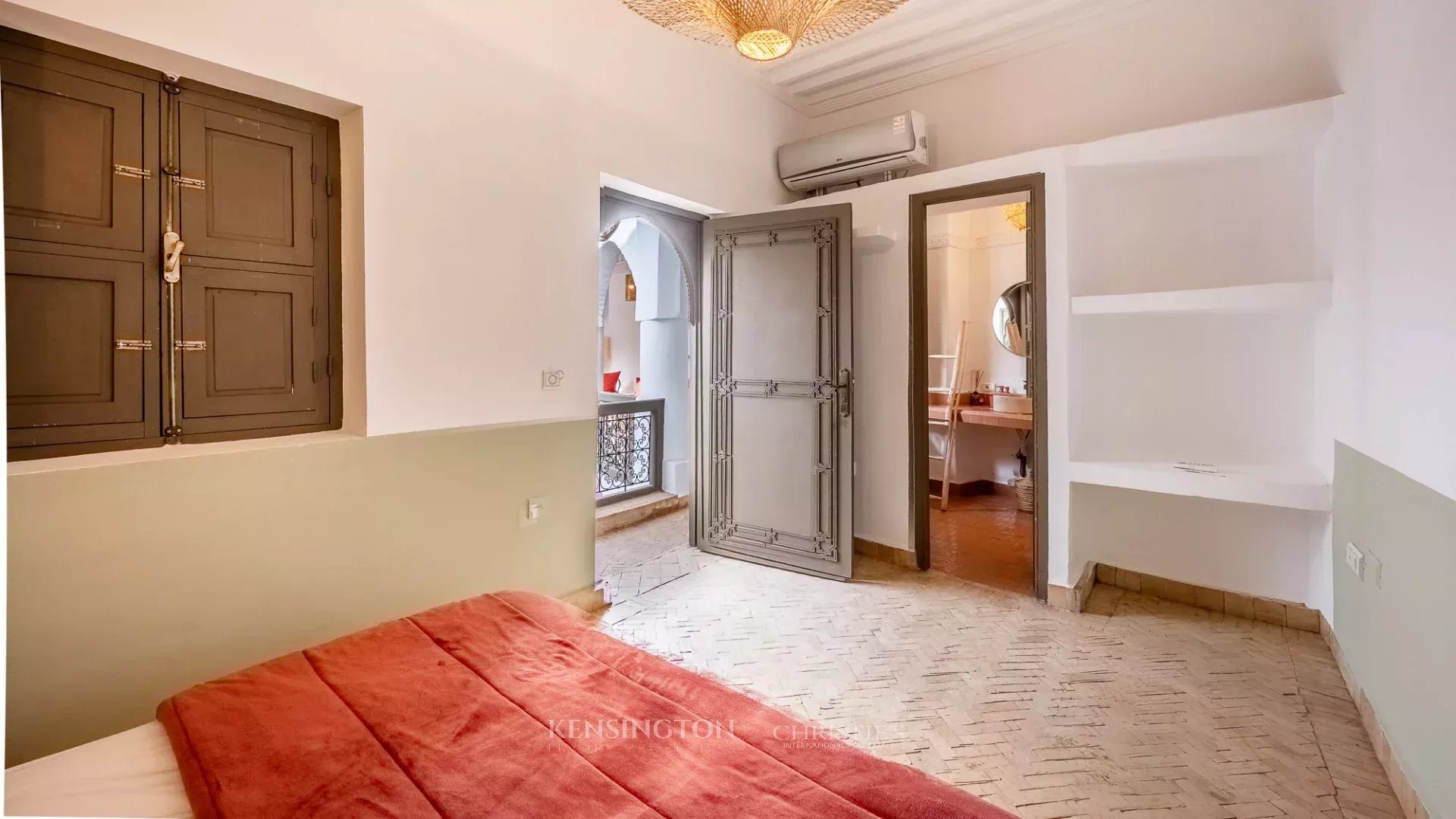 5 Bedroom Villa/Townhouse's Image 13