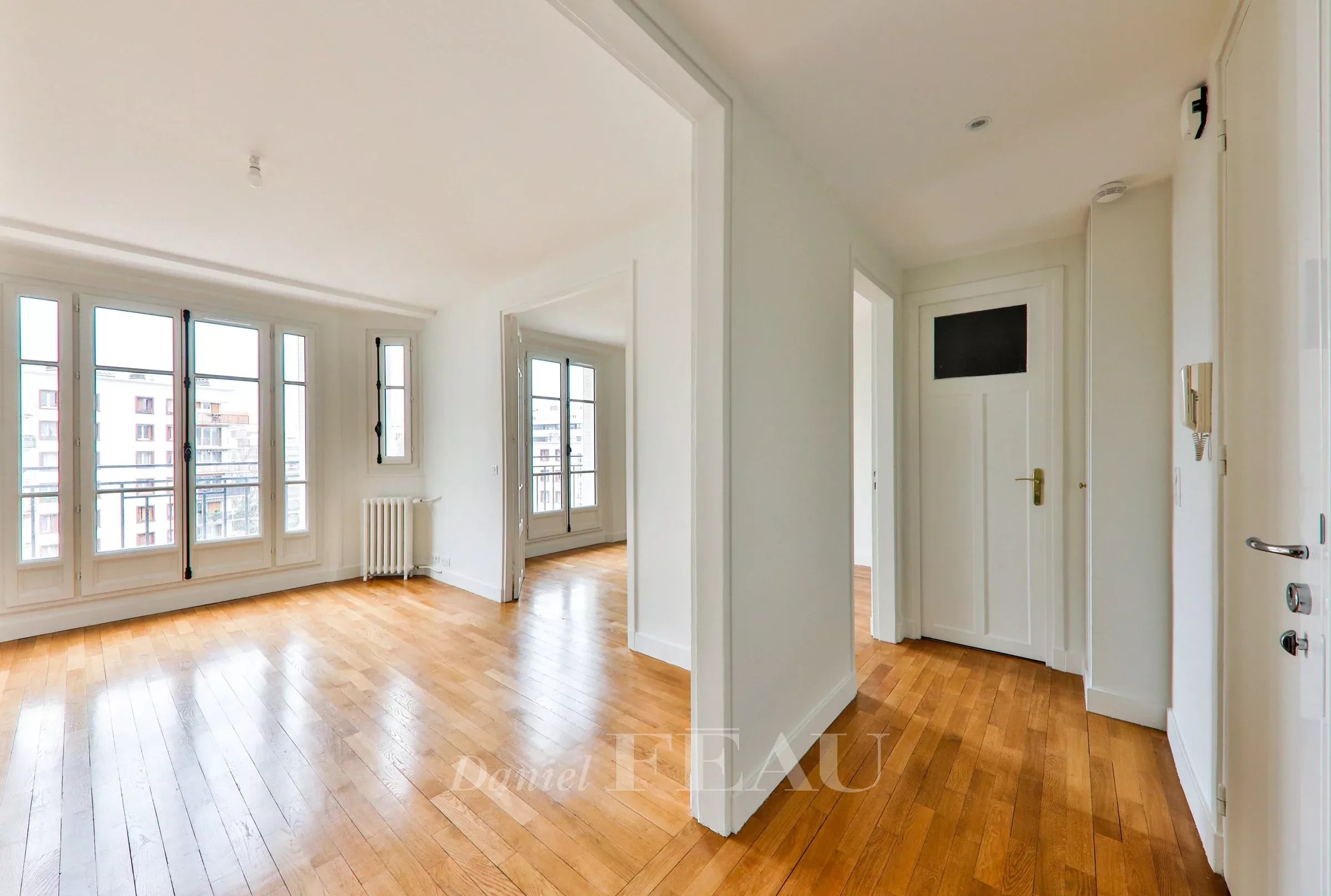 Entrance Wooden floor