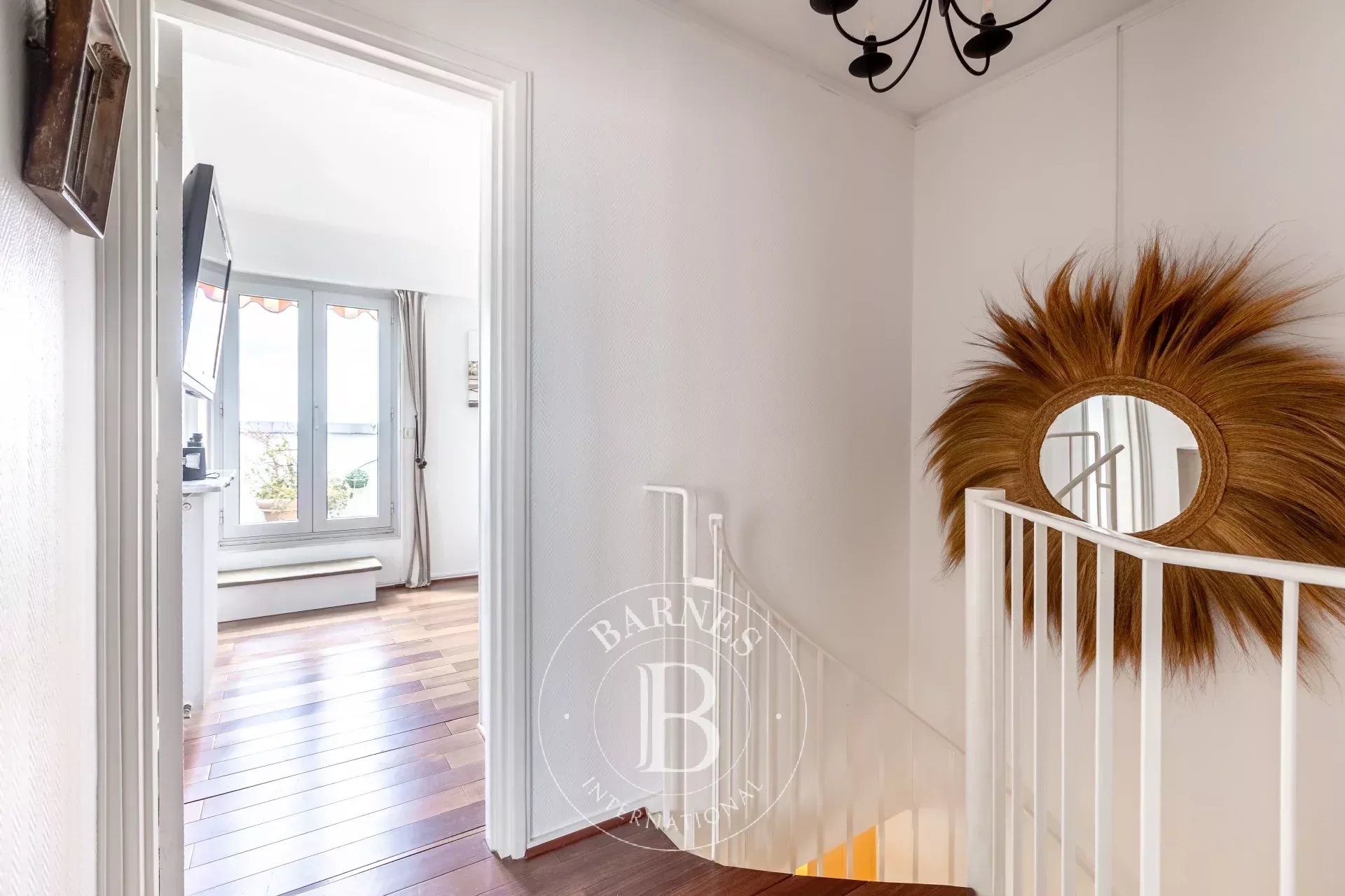 Paris  - Apartment 2 Bedrooms - picture 12