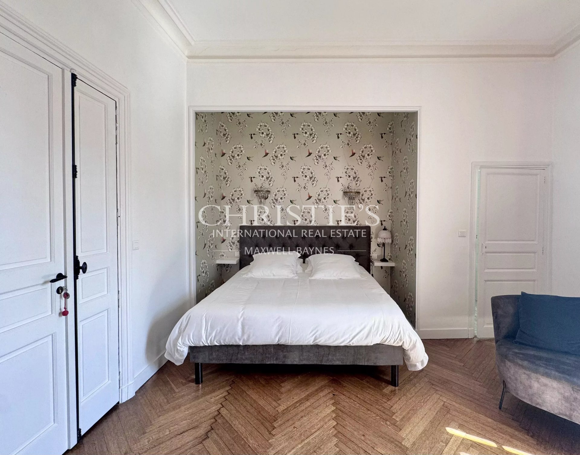 10 Bedroom Villa/Townhouse's Image 19