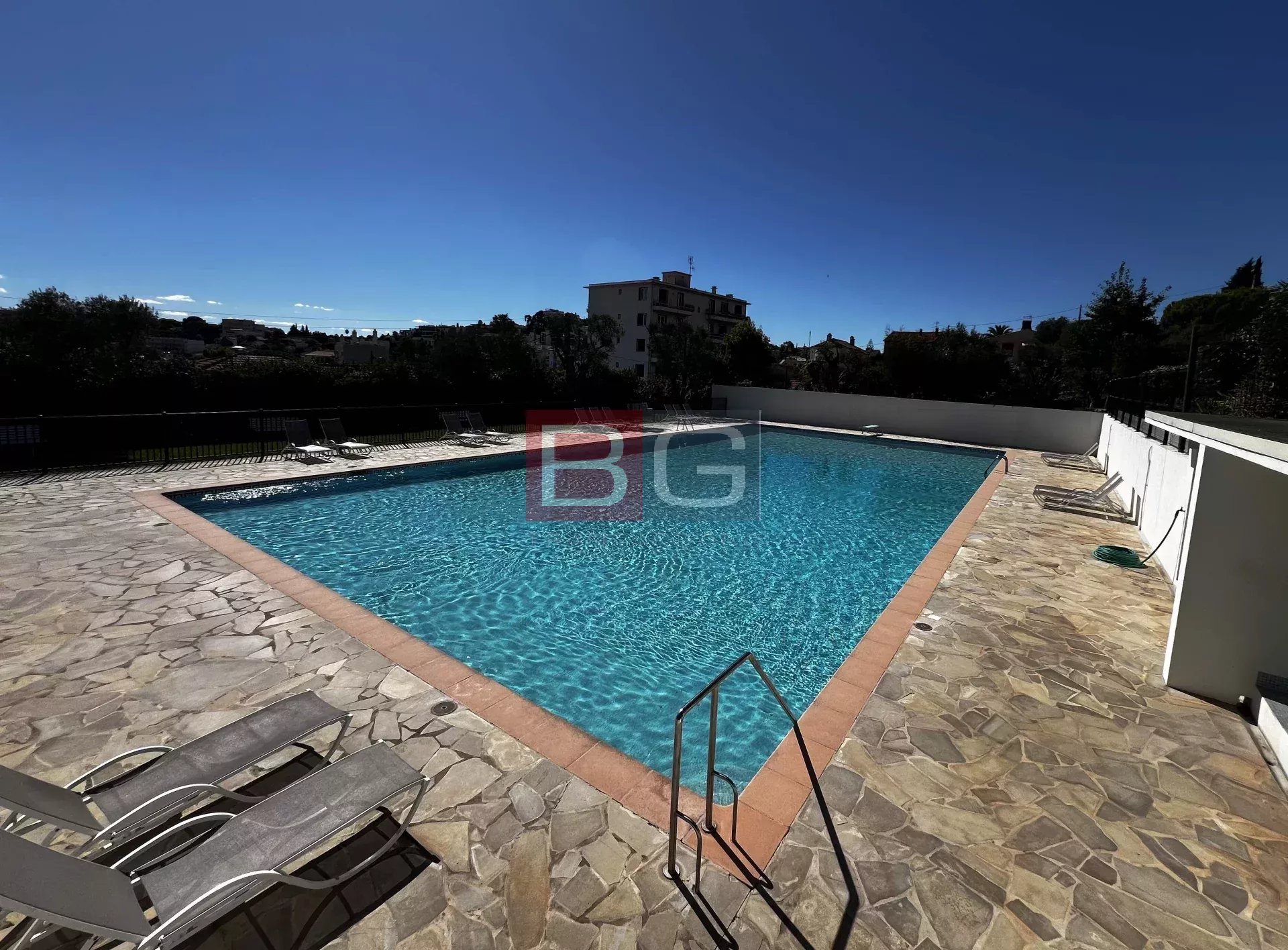 Vente Appartement Antibes Le Puy