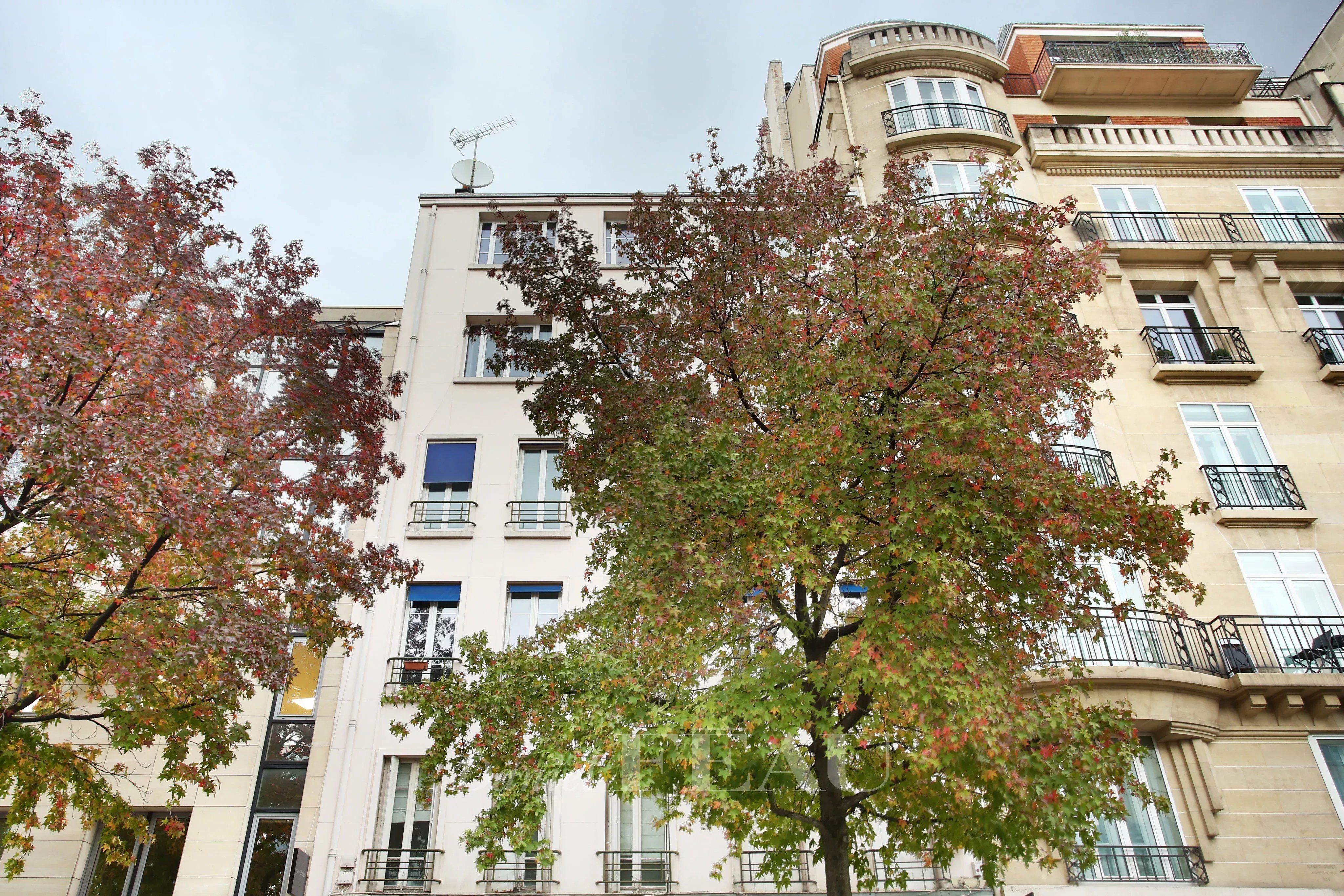 Rental Apartment Neuilly-sur-Seine