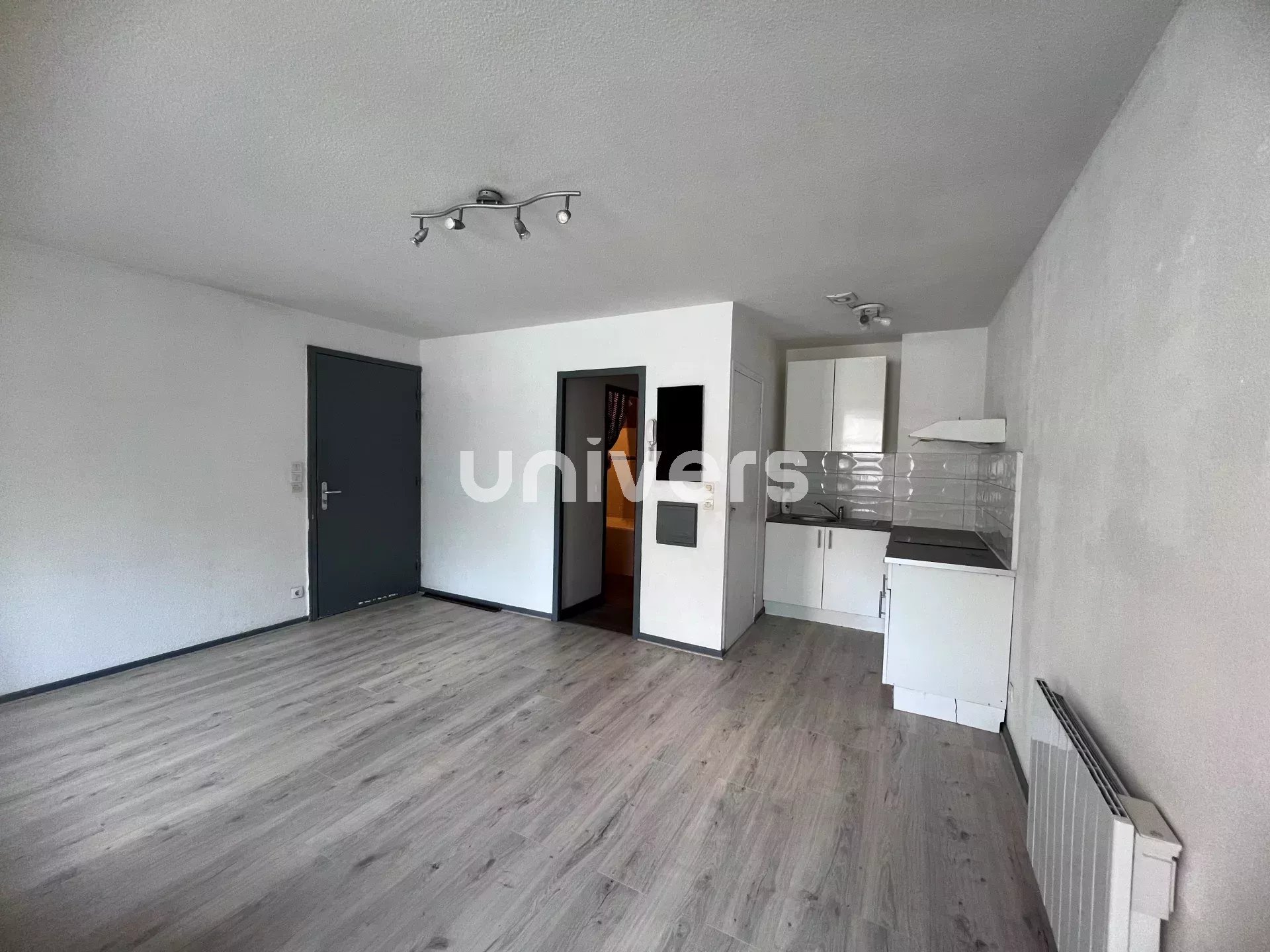 Appartement T2 - 39 m² - proche centre de Valence