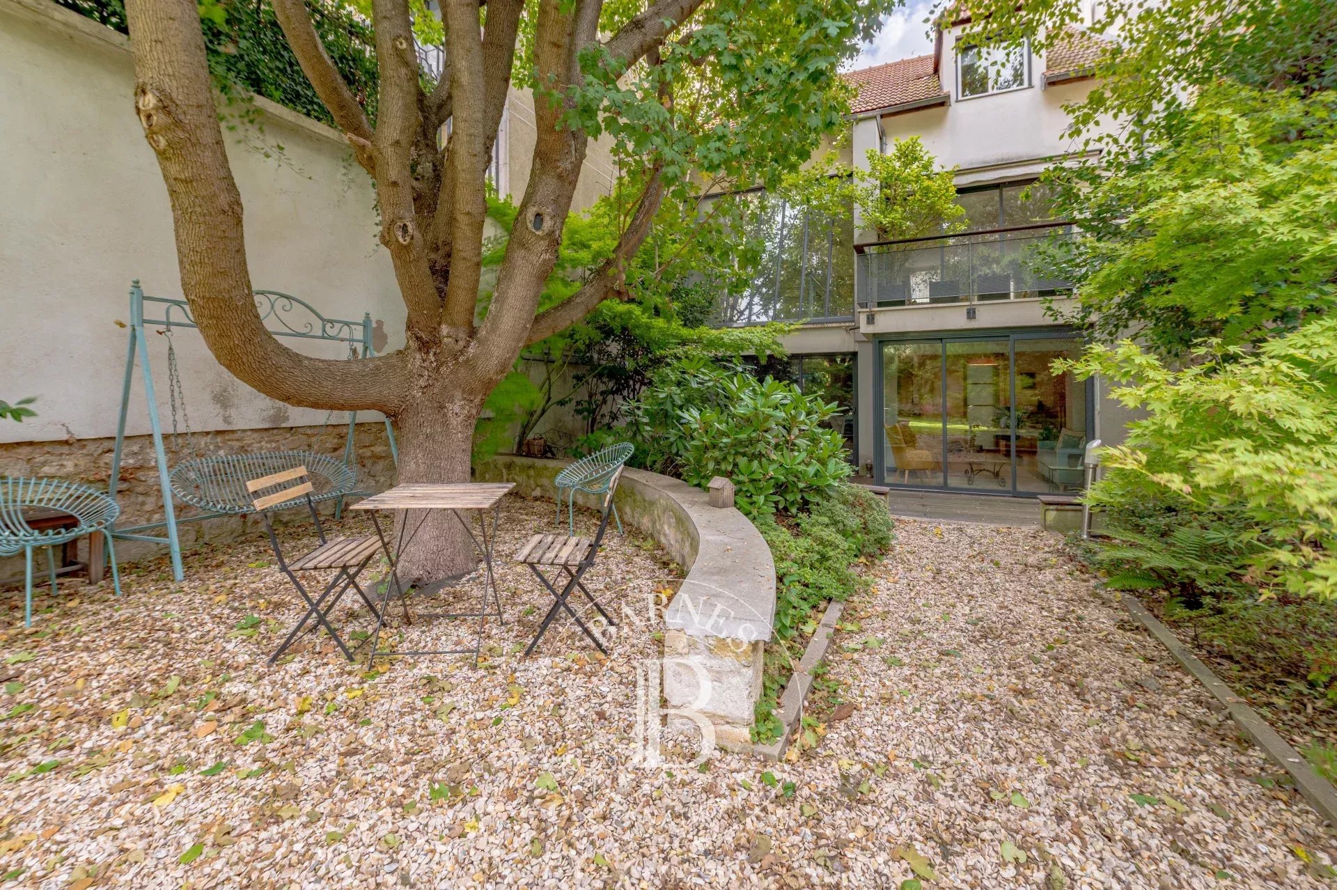 Paris 14 - Denfert-Rochereau, Saint Jacques - Family home with large garden