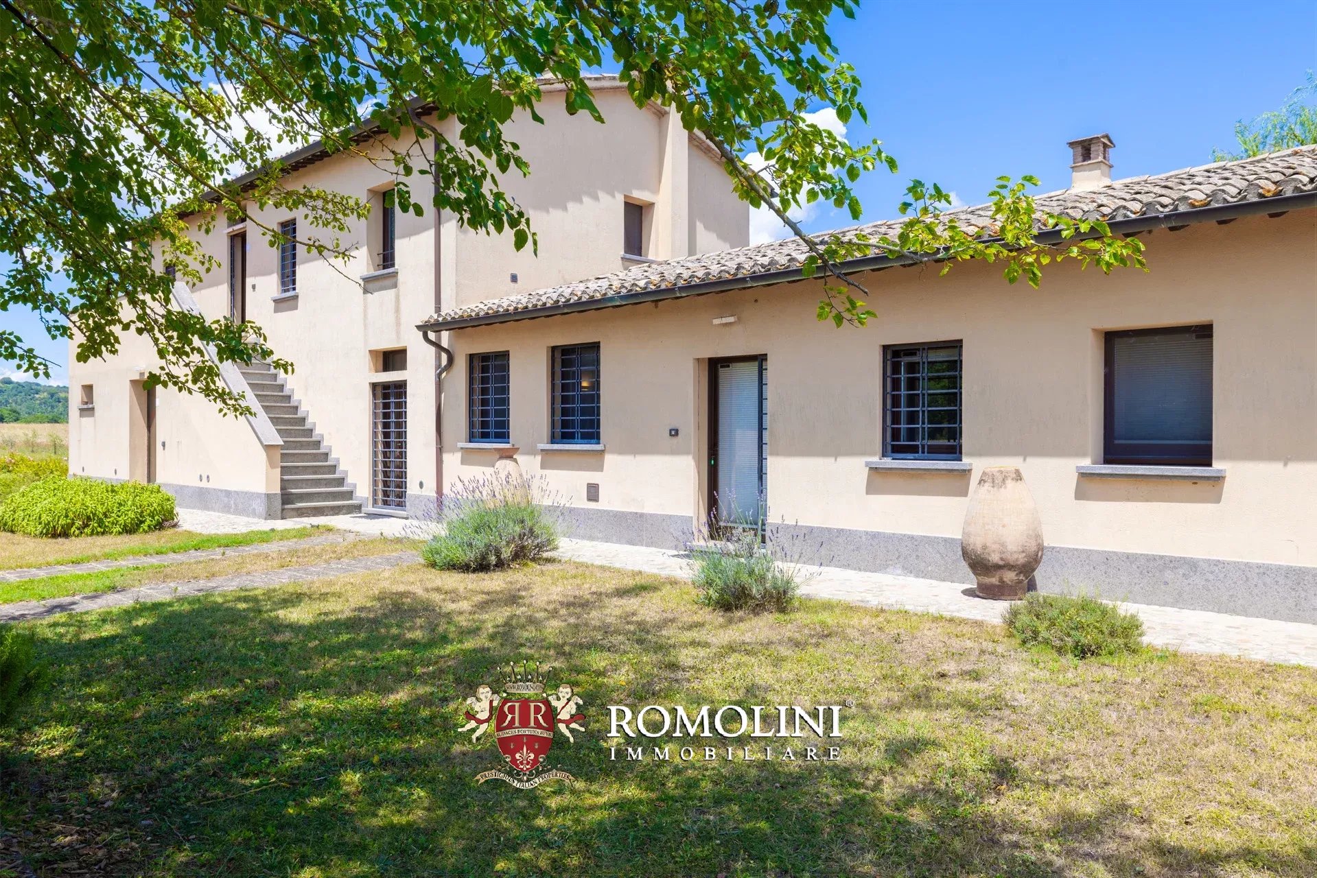 27 Bedroom Villa/Townhouse's Image 24