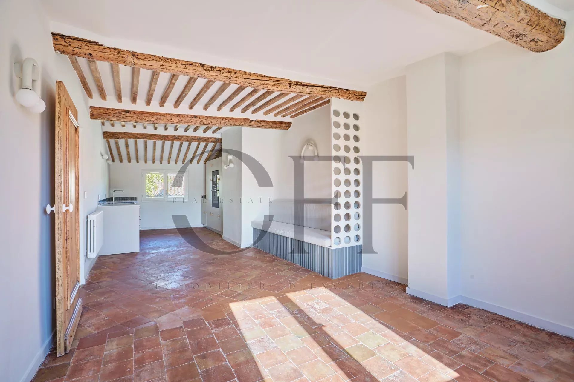 DOUCEUR PROVENÇALE - Appartement T3 de 66m2 - Coeur Historique Aix en Provence