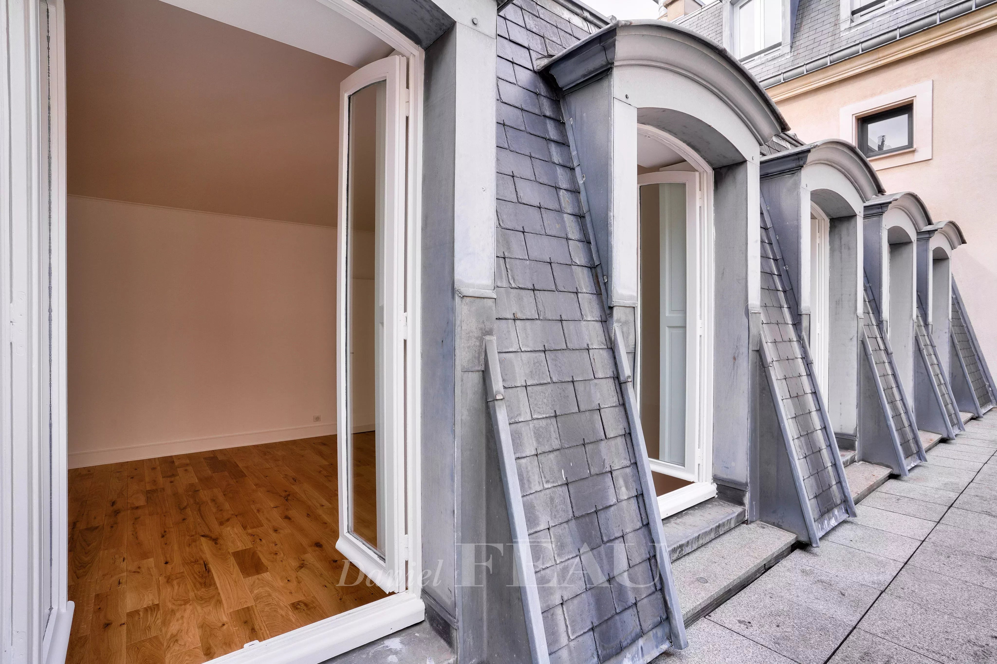 Location Appartement Paris 9ème