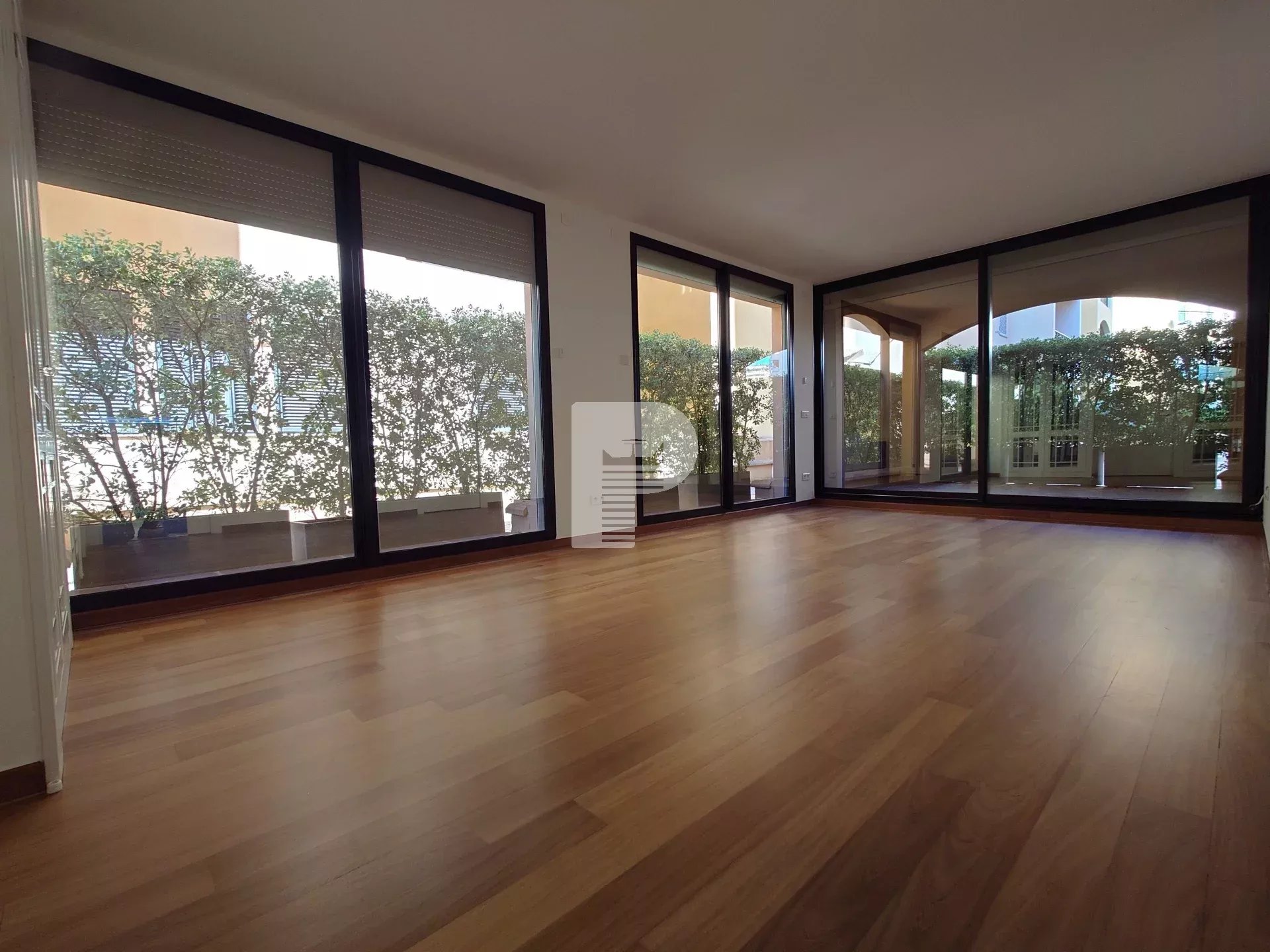 APPARTEMENT 2 PIECES A FONTVIEILLE