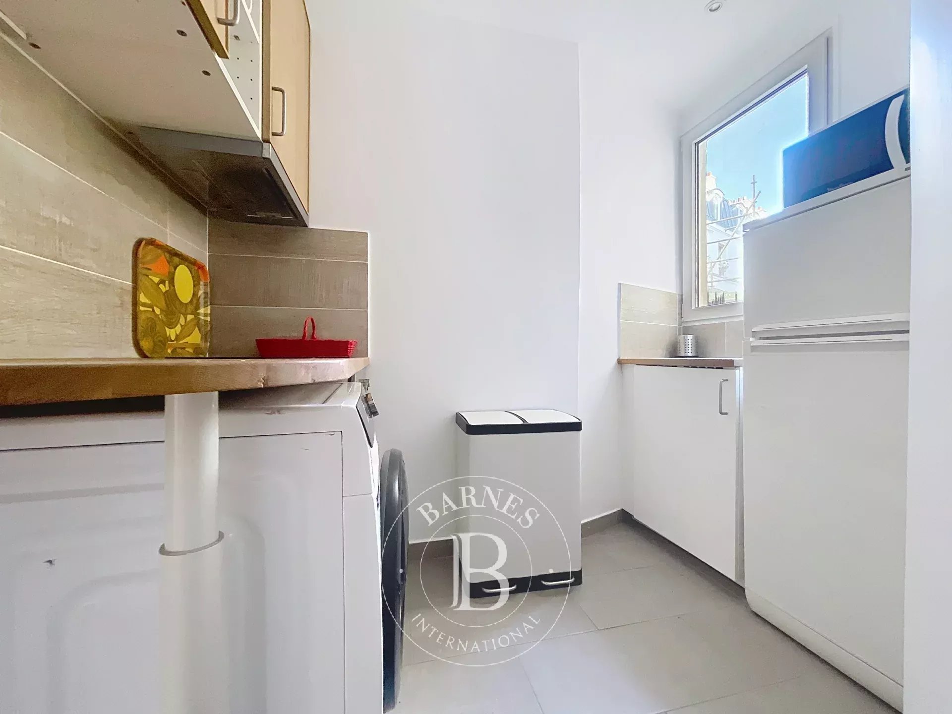 Daire Paris 10ème - picture 4