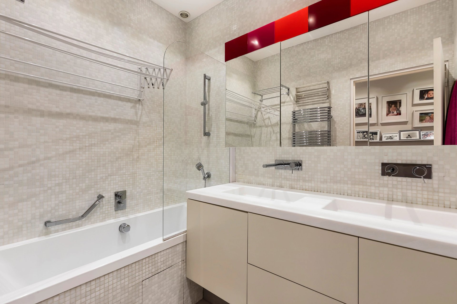 5 Bedroom Apartment/Flat's Image 12