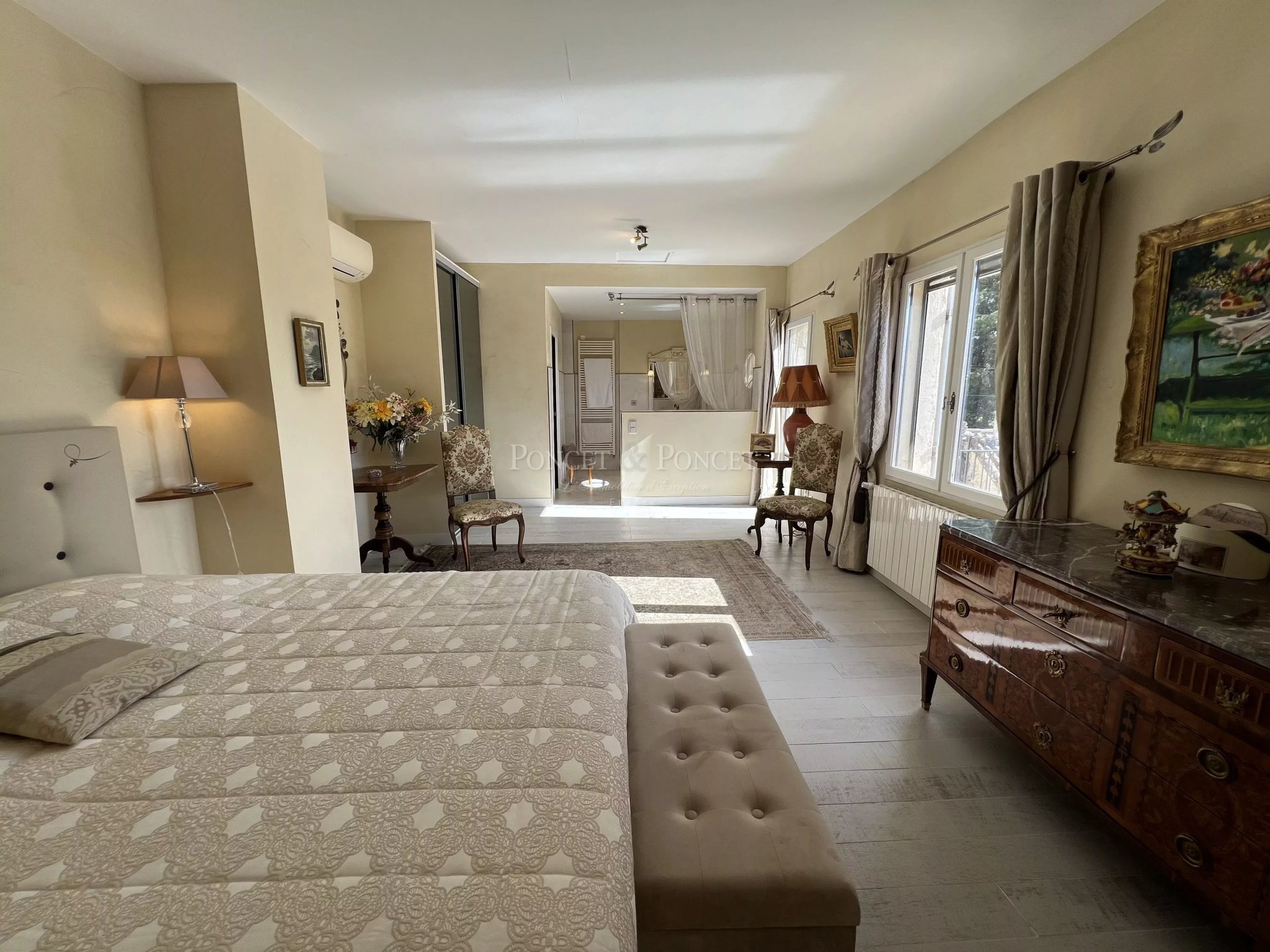 4 Bedroom Villa/Townhouse's Image 5