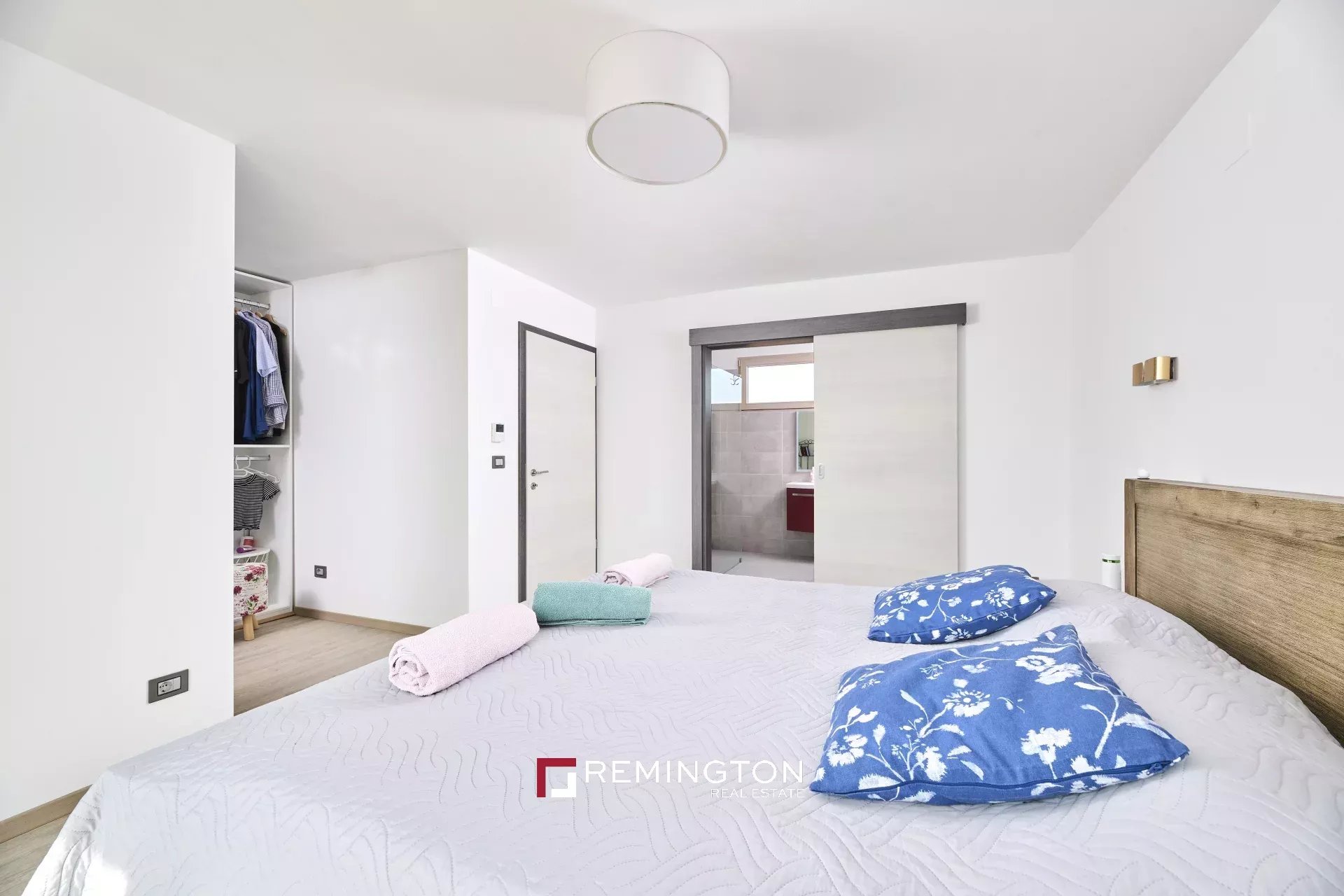 4 Bedroom Villa/Townhouse's Image 5