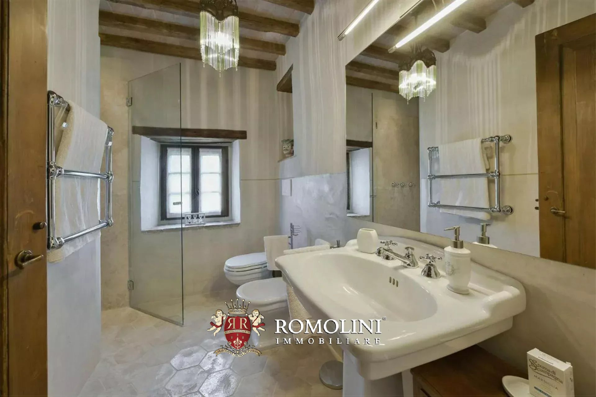 4 Bedroom Villa/Townhouse's Image 36