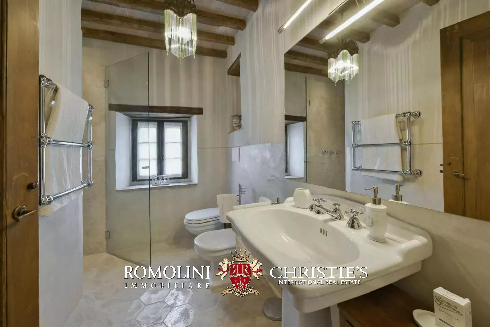 4 Bedroom Villa/Townhouse's Image 36