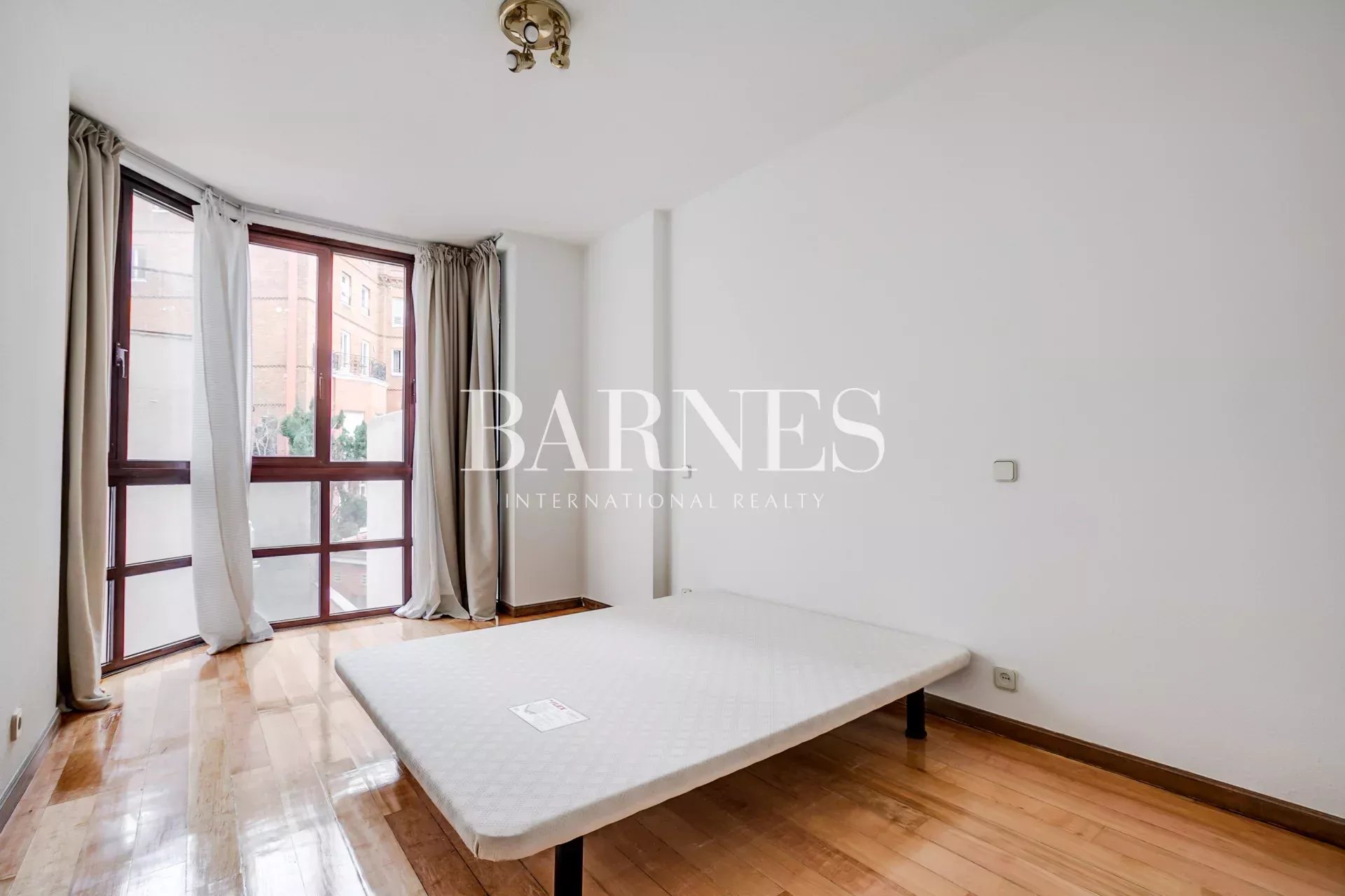 Daire Madrid - picture 22