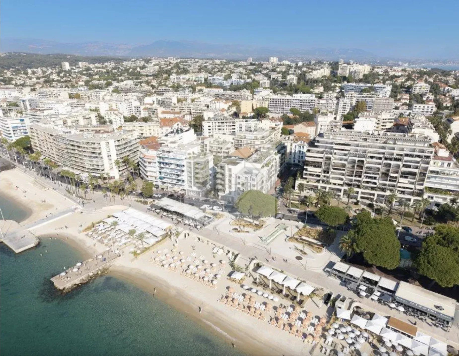 Juan-les-Pins – appartement neuf en première ligne face à la mer — photo 2