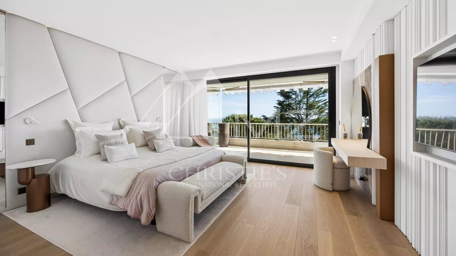 4 Bedroom Apartment/Flat's Image 11