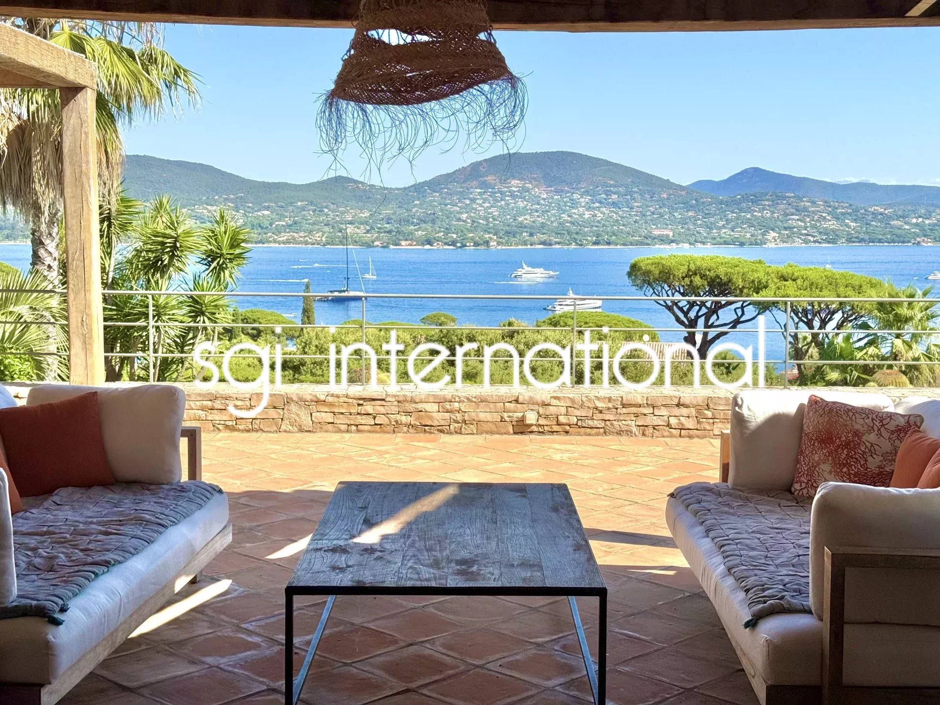 REF 2304 - GASSIN - VILLA RÉNOVÉE - VUE MER PANORAMIQUE