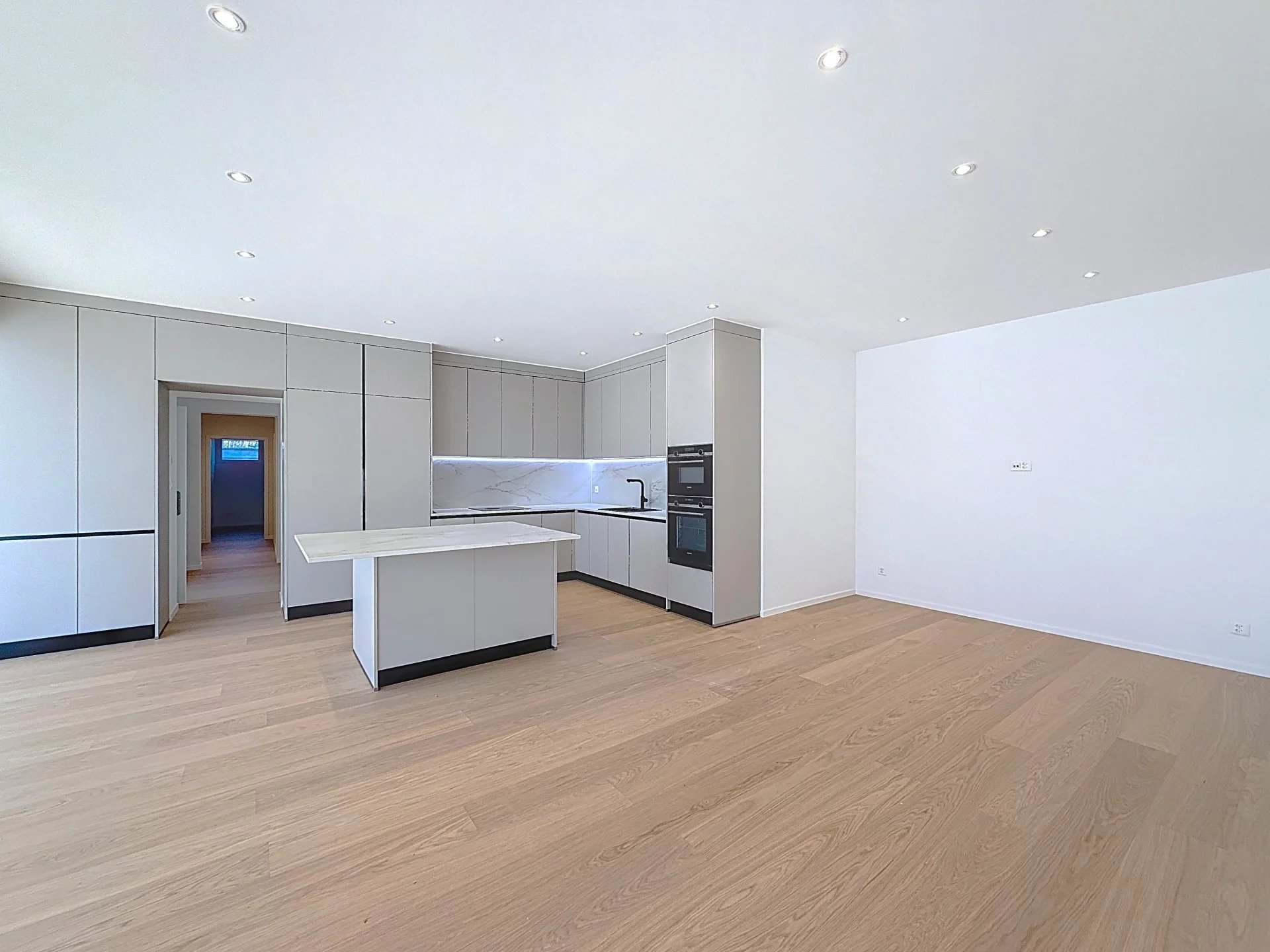 Cachet, calme et vue sur le Lac !