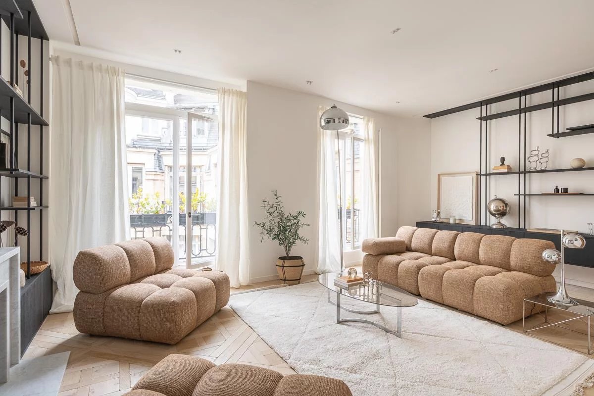 A vendre - Triangle d'or - 3 Suites - Parfait Etat - Clim