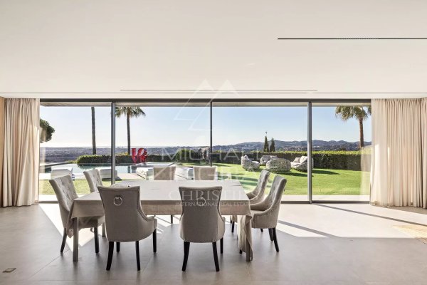 Luxury Sea View Villa Villeneuve-Loubet | Family Legacy Estate — photo 4