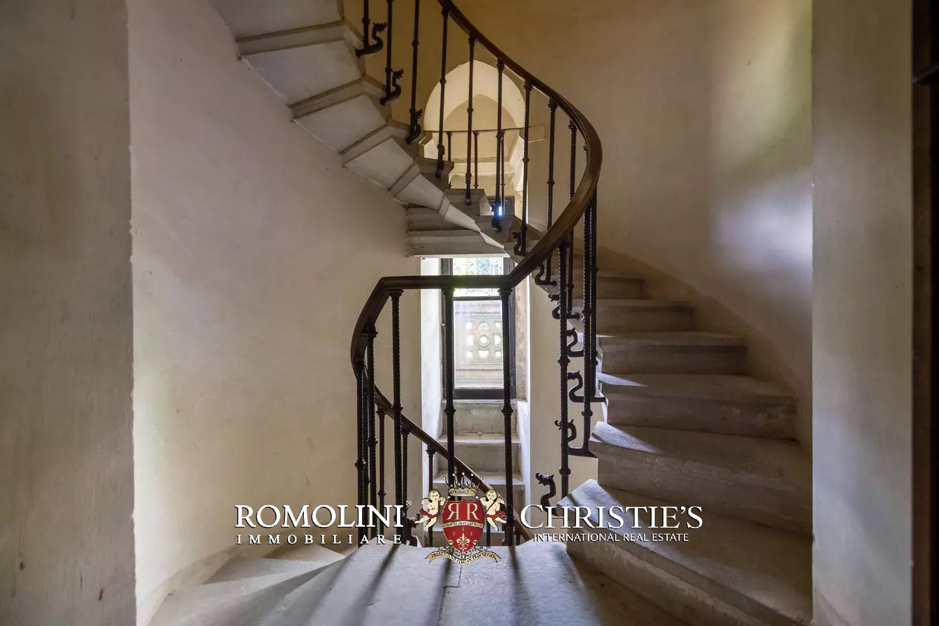 35 Bedroom Chateau's Image 62