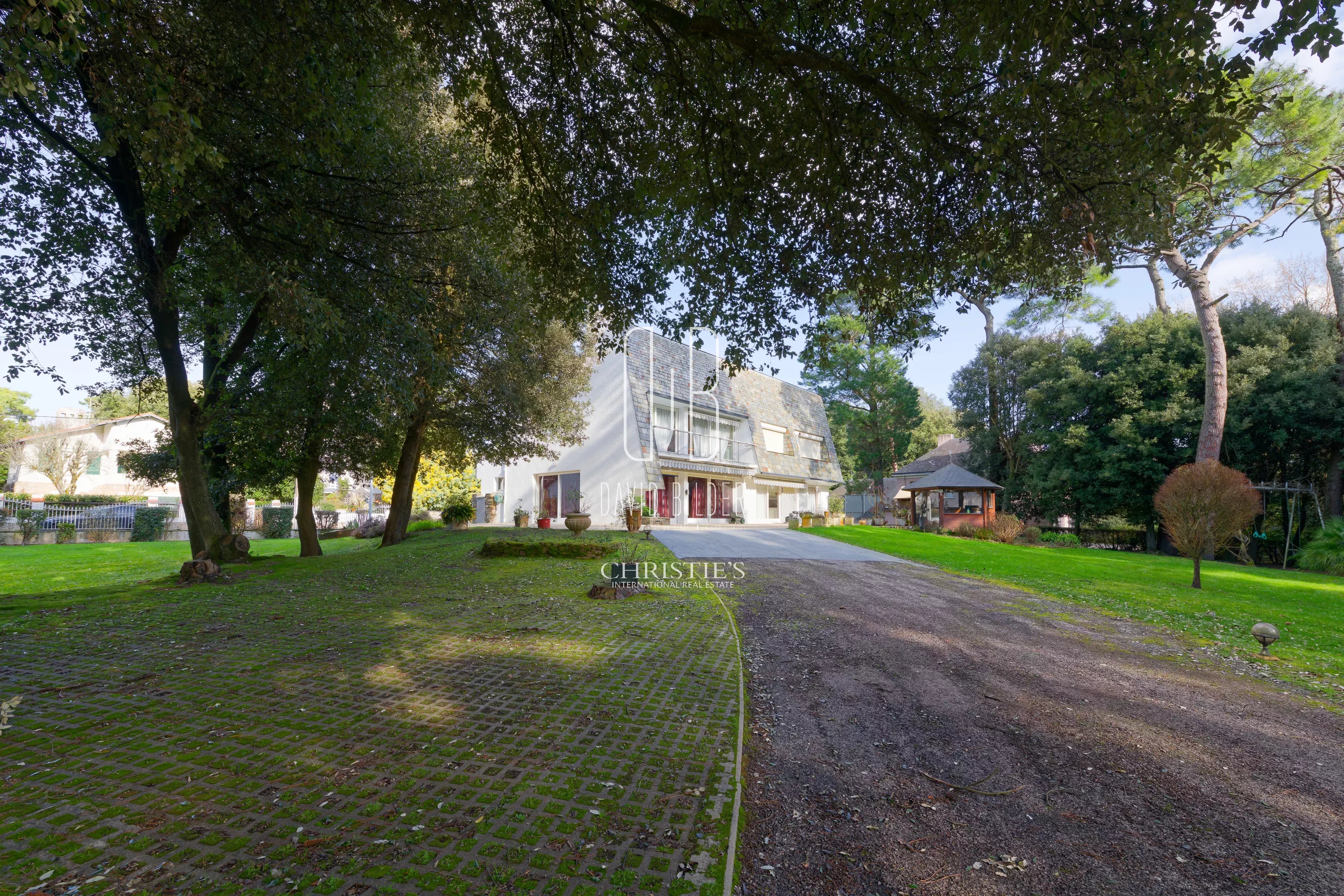 LA BAULE - PROCHE PORNICHET - PLAGE ET COMMERCES A PIED