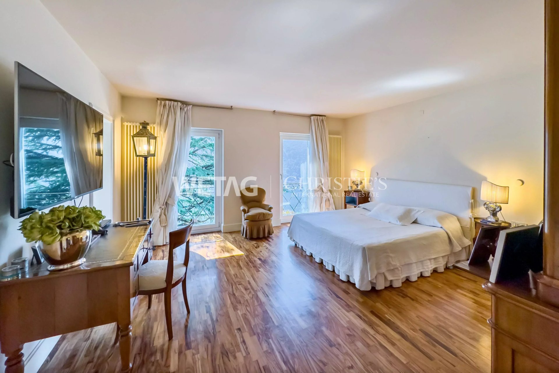 4 Bedroom Villa/Townhouse's Image 3