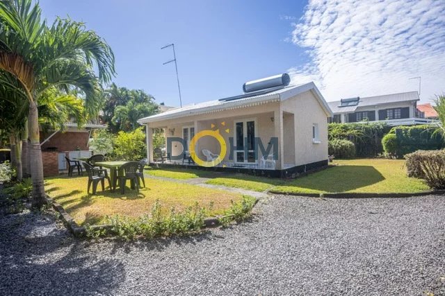 ENSEMBLE IMMOBILIER 2 chalets F3 et 2 studios sur 1850m2 de