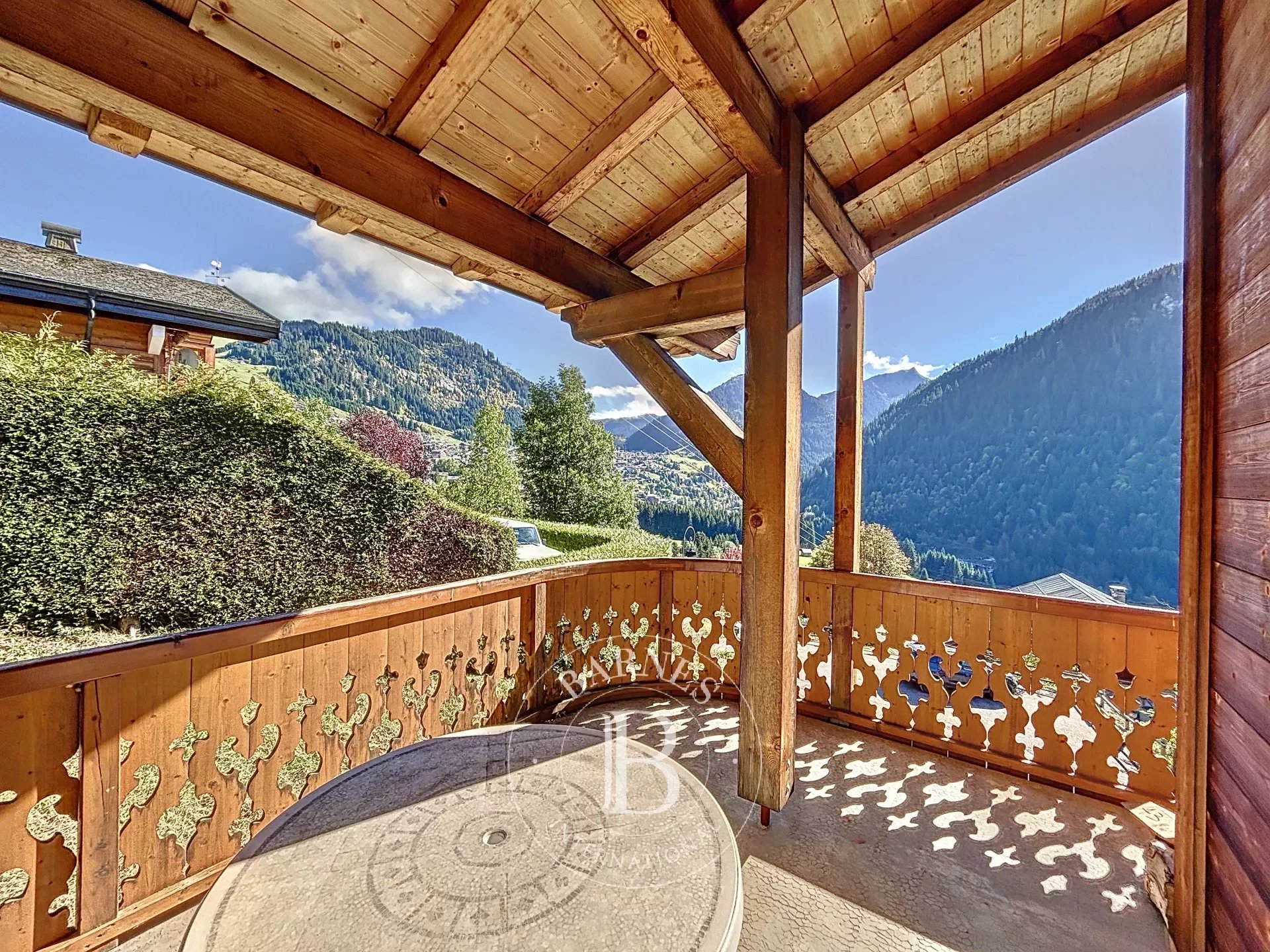 Photo of Châtel - Chalet of 260 sq m (220 sq m living space) - 4234 sq m of land - Near village center in a sought-after area with magnificent South-West exposure