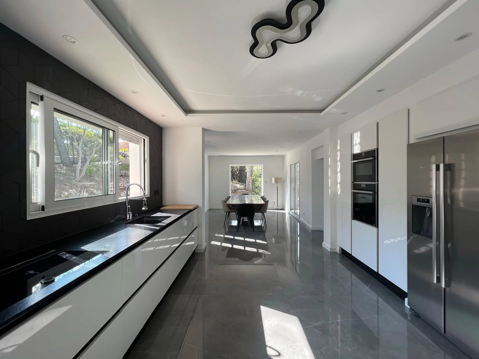 Villa de 6 chambres dans un domaine renommé et sécurisé 11