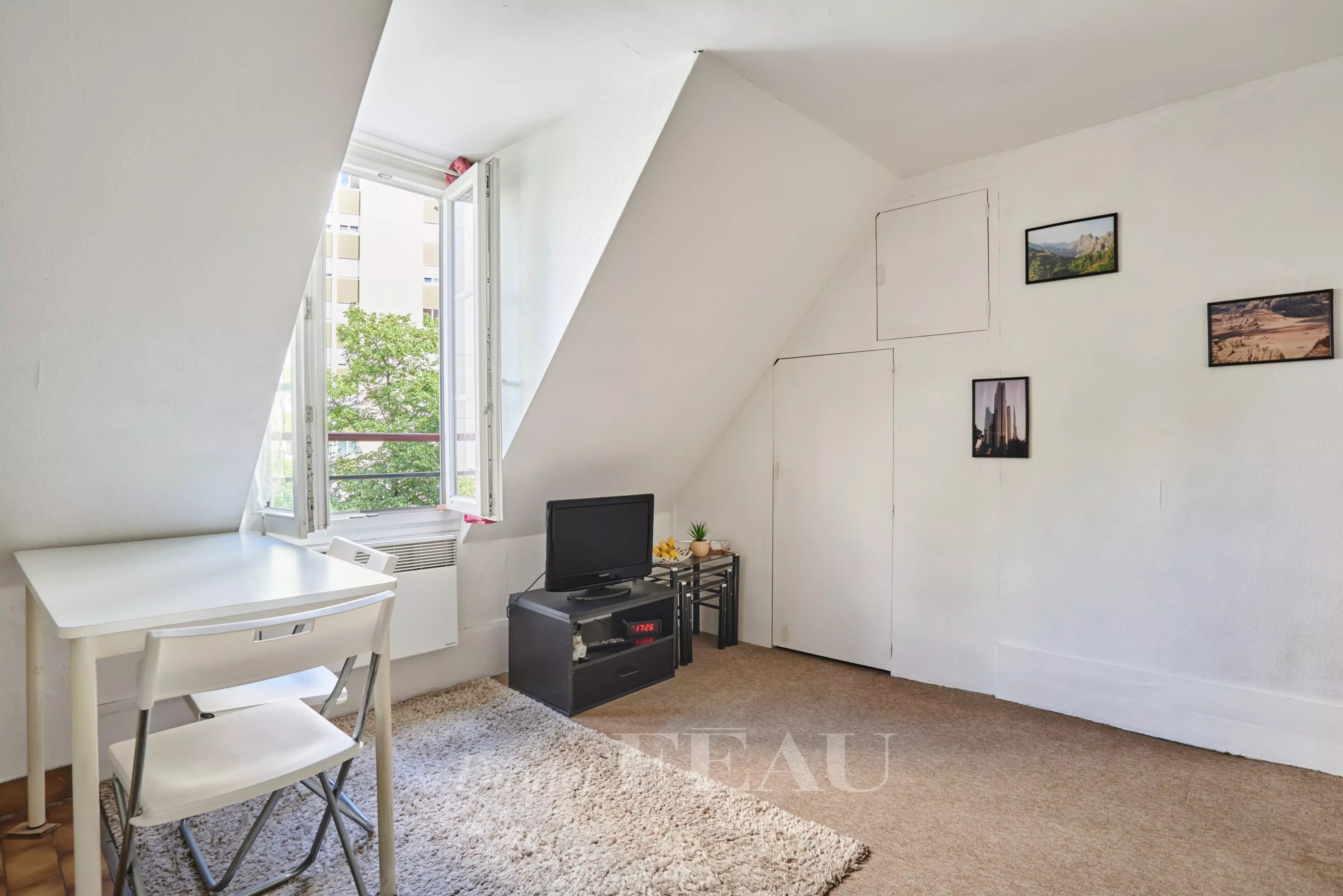 Sale Apartment Paris 14th