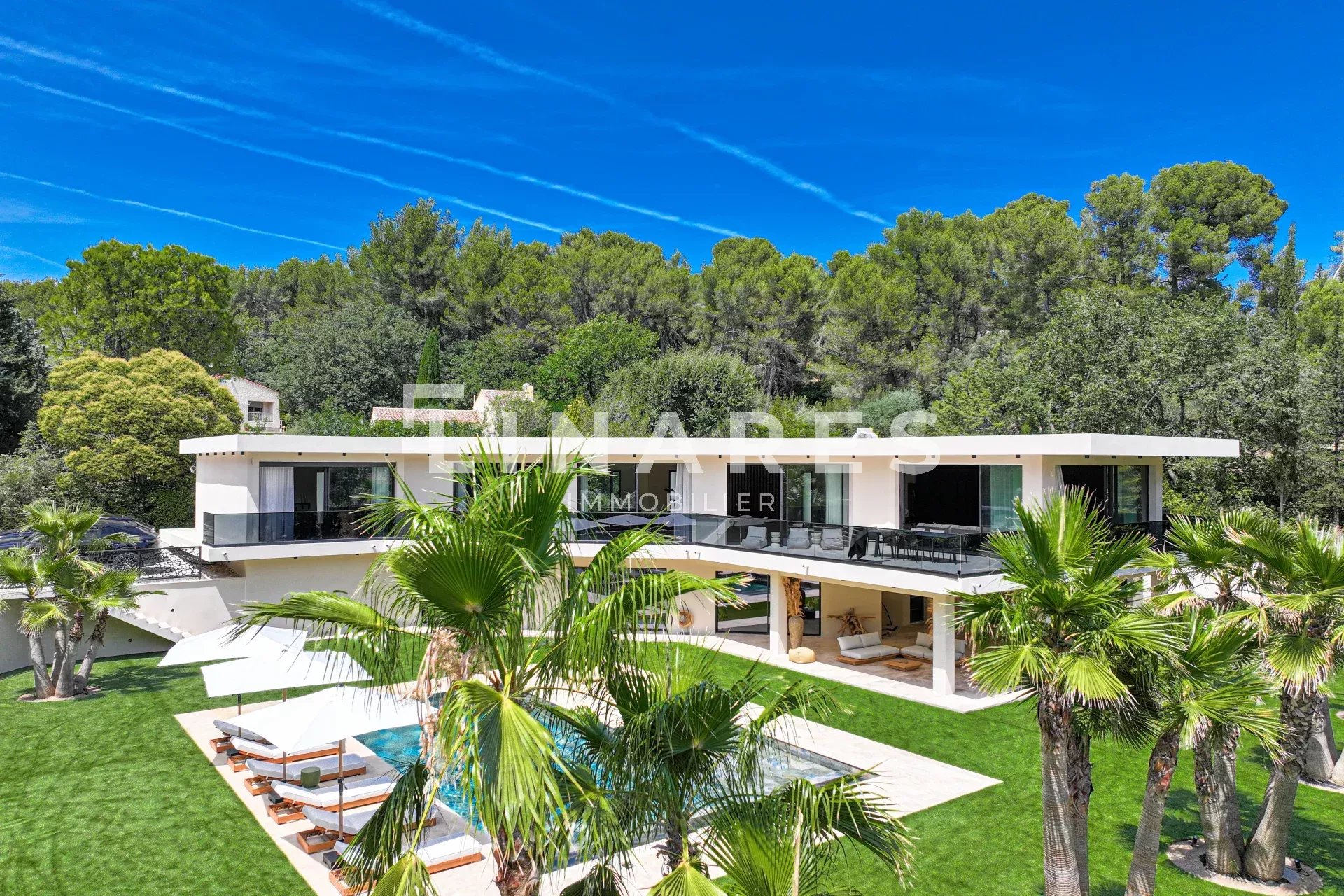 UN AIR DE CALIFORNIE - Villa T7 de 500m2 terrain de 2500 m2