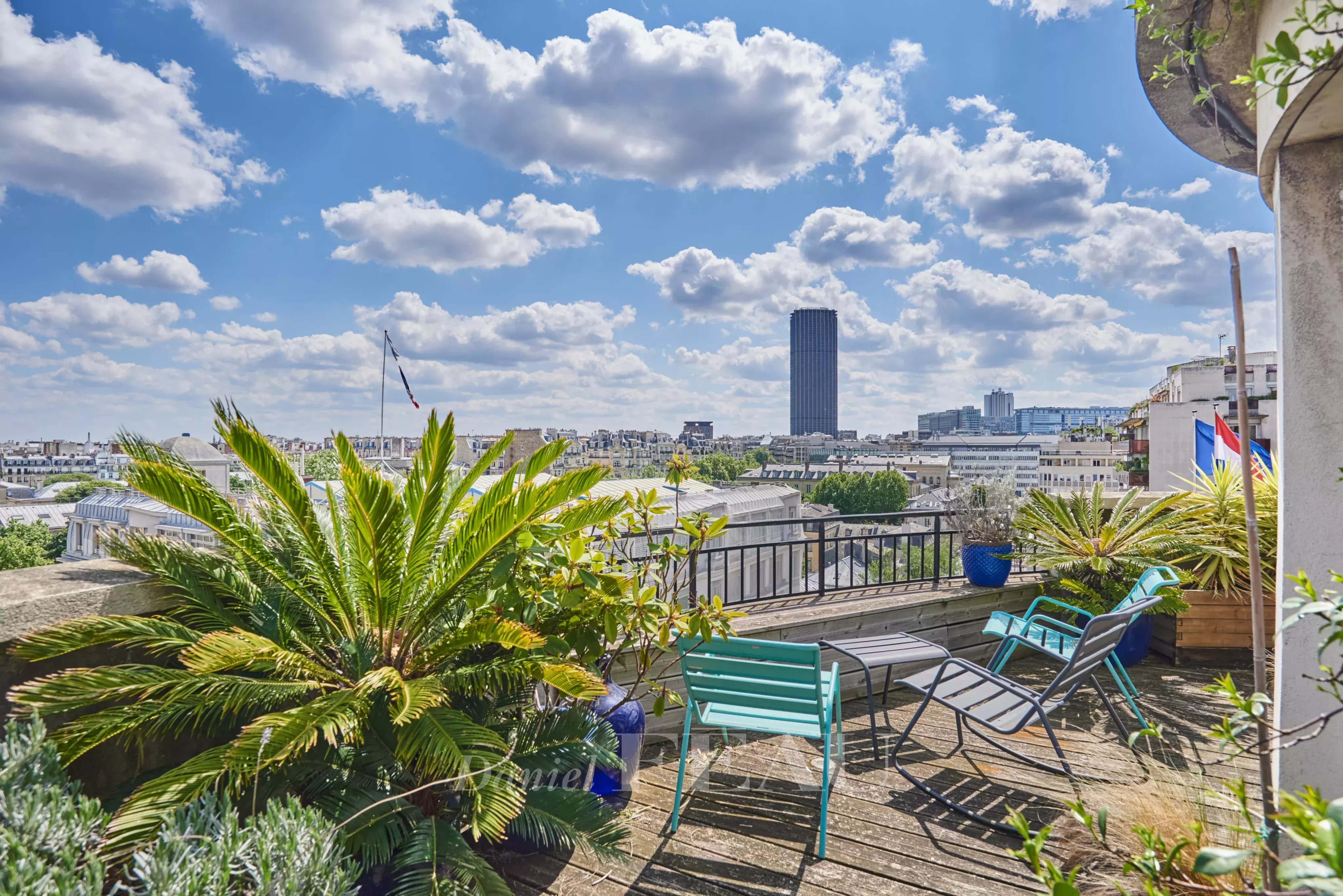 Paris VIIe - Saint-François-Xavier - Splendide vue - Terrasse de plain-pied de 66 m²