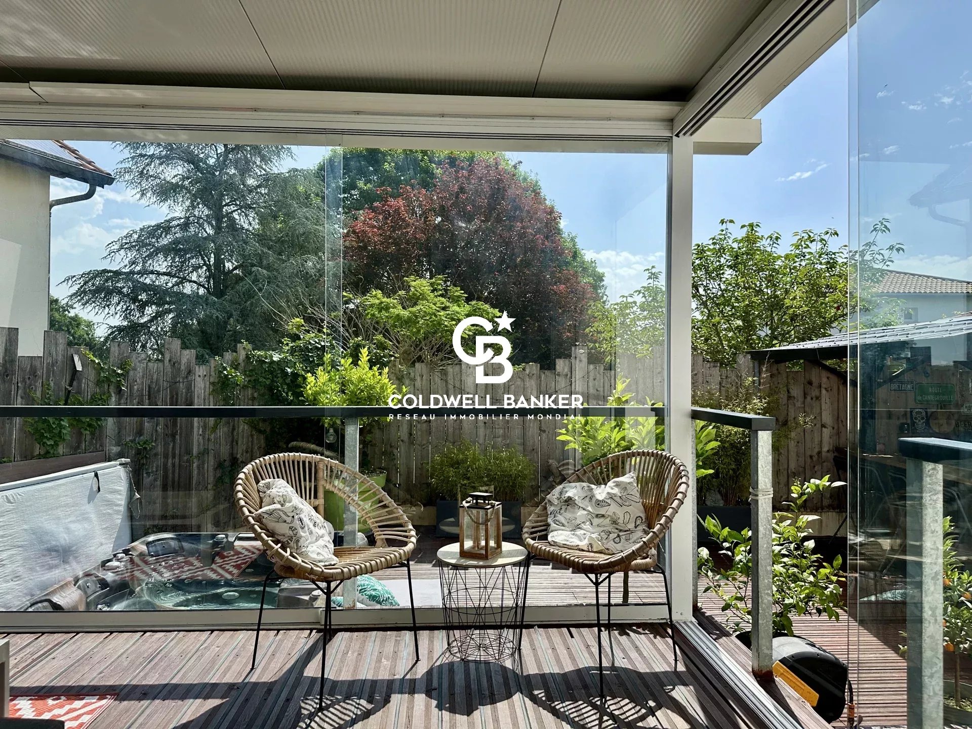 Agence immobilière de Coldwell Banker Surfin Realty