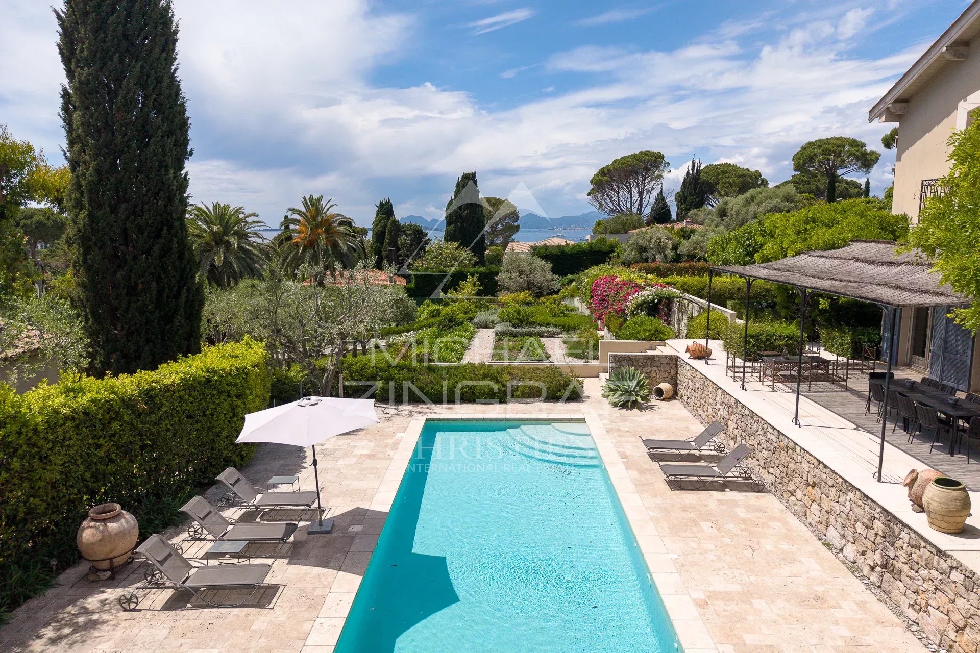 7 Bedroom Villa/Townhouse's Image 20