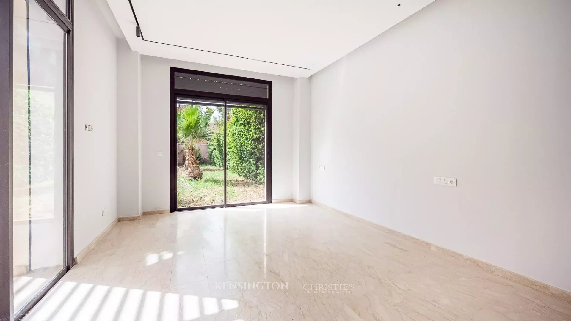 3 Bedroom Villa/Townhouse's Image 12