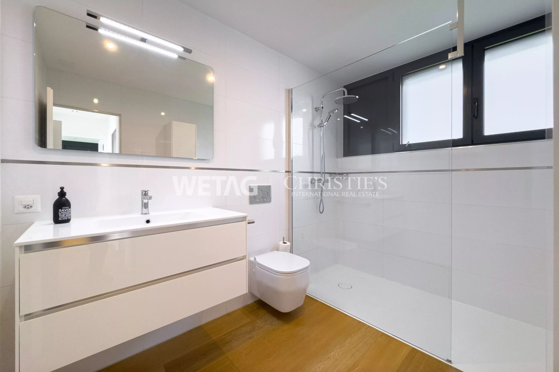 2 Bedroom Apartment/Flat's Image 4