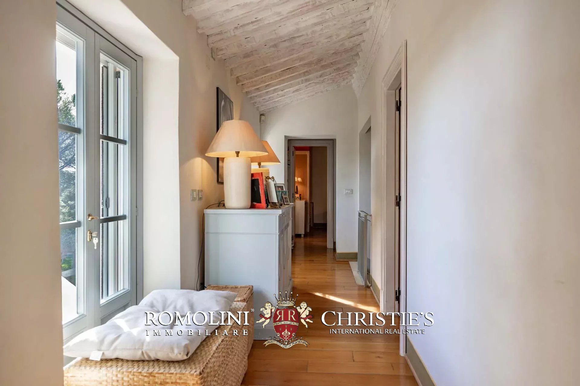 EQUESTRIAN SEA VIEW WINE ESTATE WITH VINEYARDS FOR SALE CLOSE TO BOLGHERI, TUSCANY