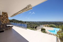 Near Nice – Colomars – Stunning character property with exceptional panoramic views — photo 2 of 7