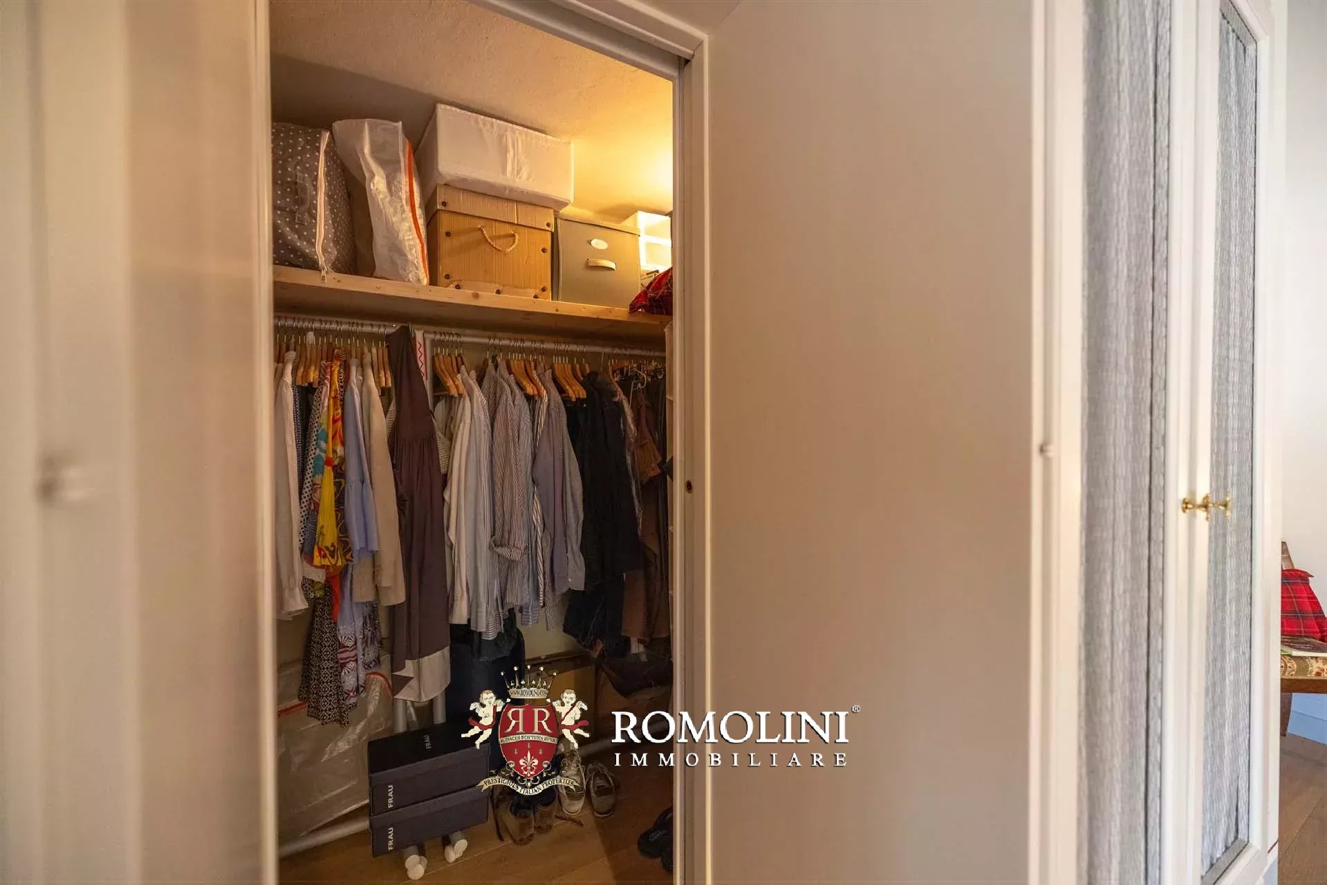 5 Bedroom Villa/Townhouse's Image 36