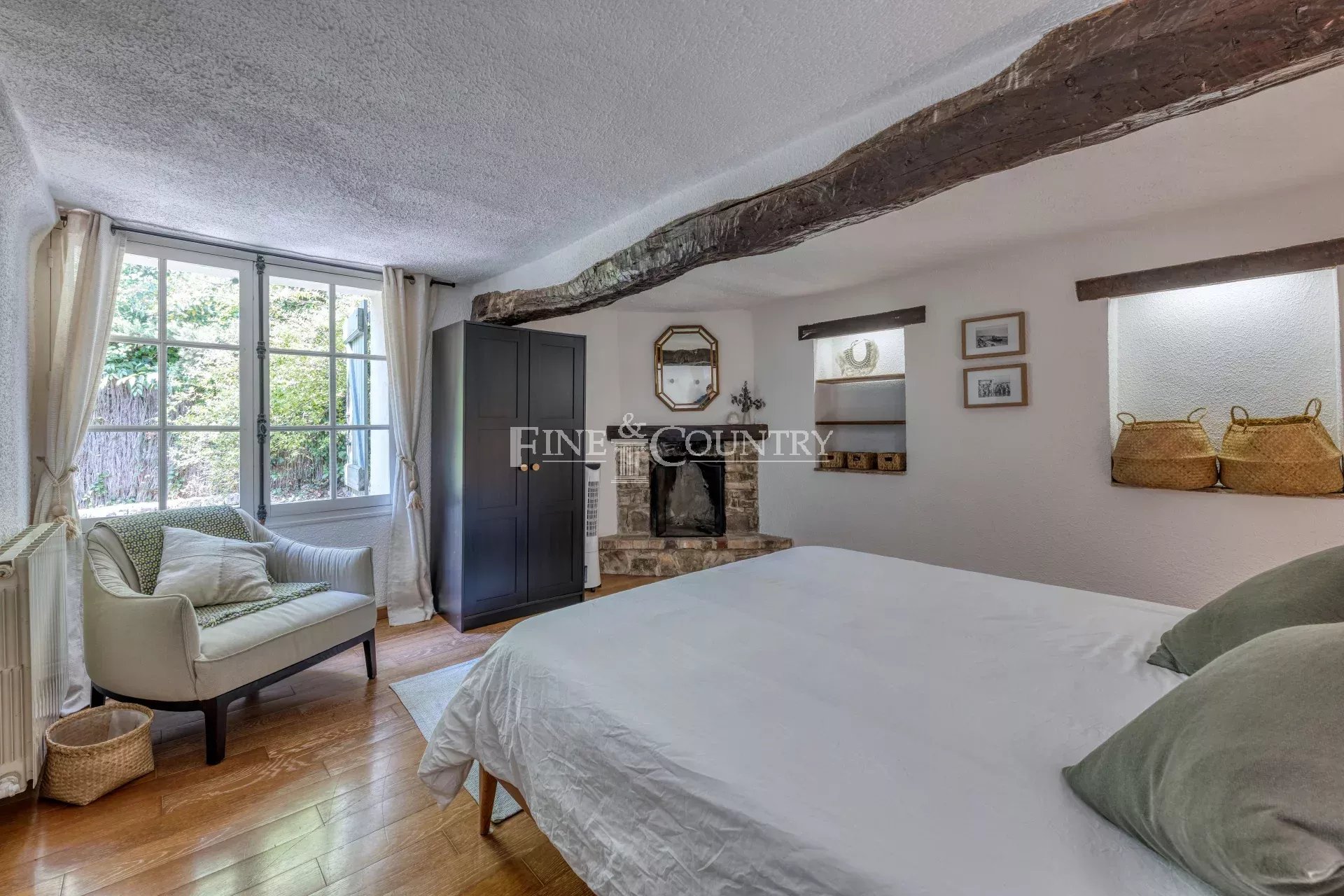 Photo of For Sale Stone property in Cabris